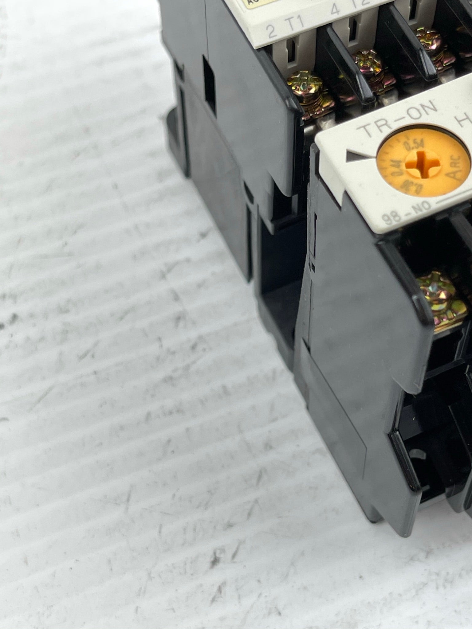 Fuji Electric Contactor and Overload Relay Assembly SC-03 TR-ON