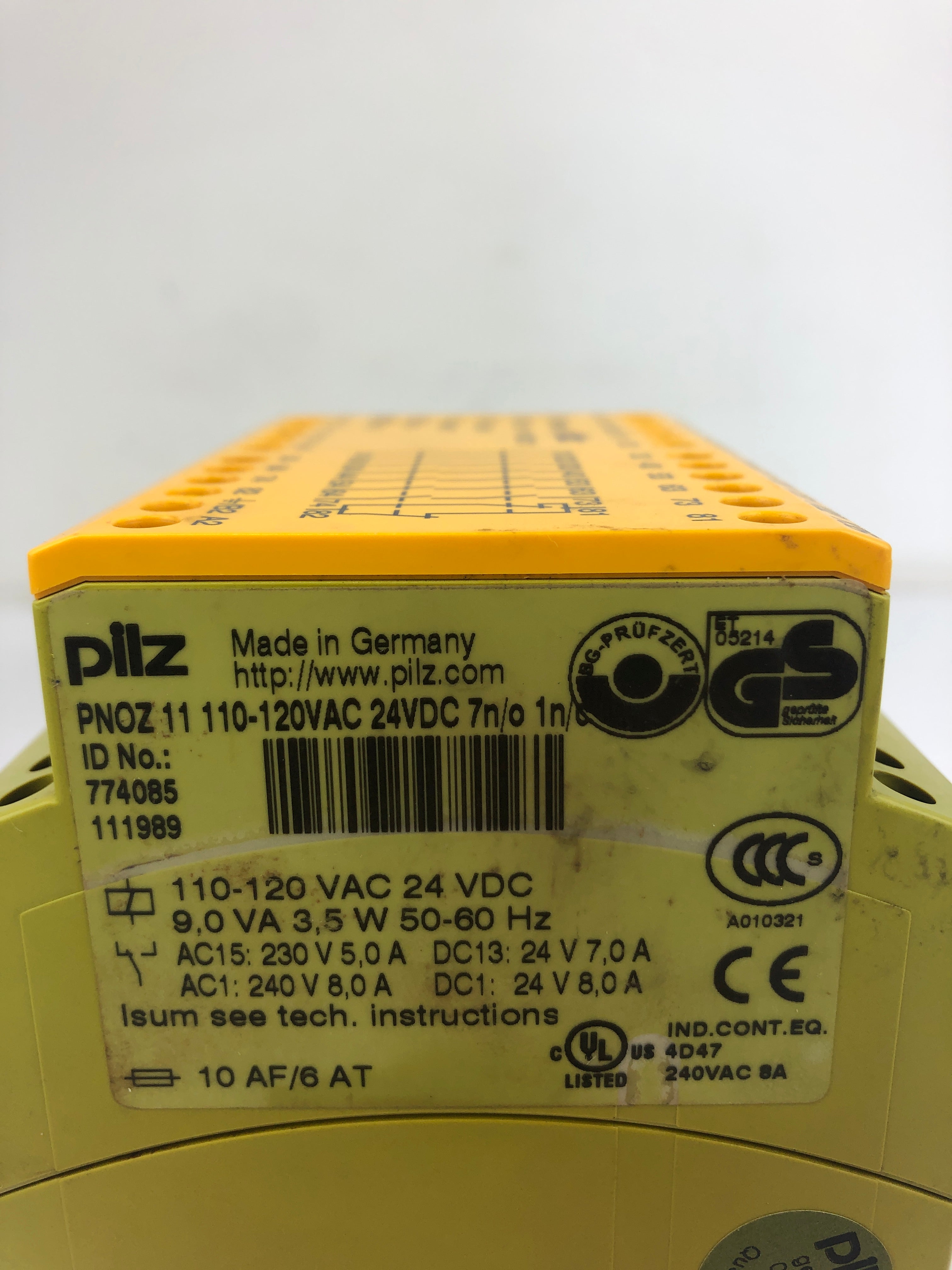 Pilz PNOZ 11 Safety Relay 110-120VAC 24VDC 7n/o 1n/c PNOZ11