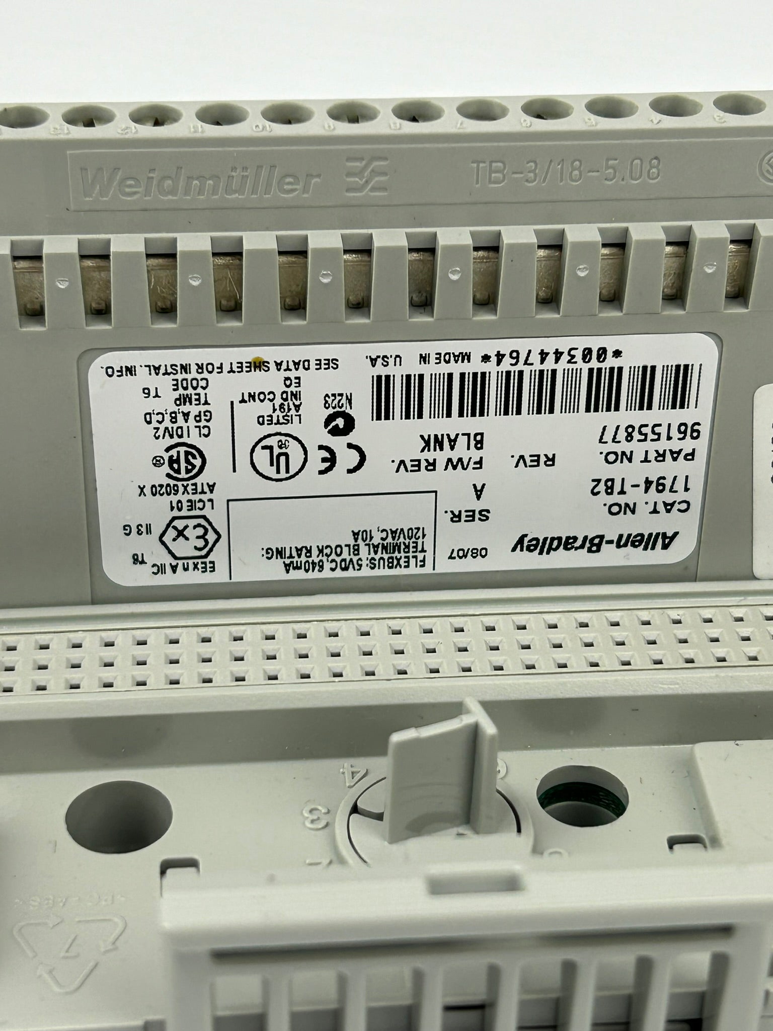 Allen Bradley 1794-TB2 Terminal Base Series A