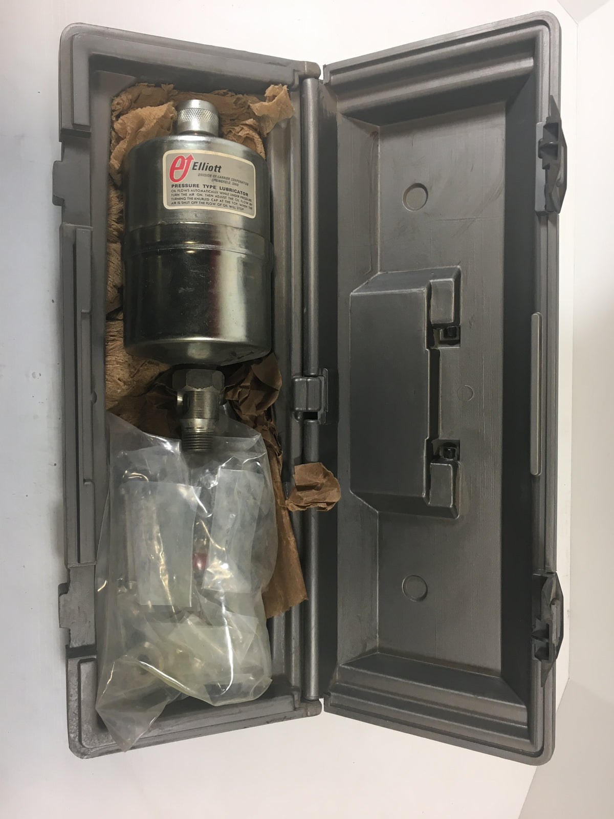 Elliott Pressure Type Lubricator