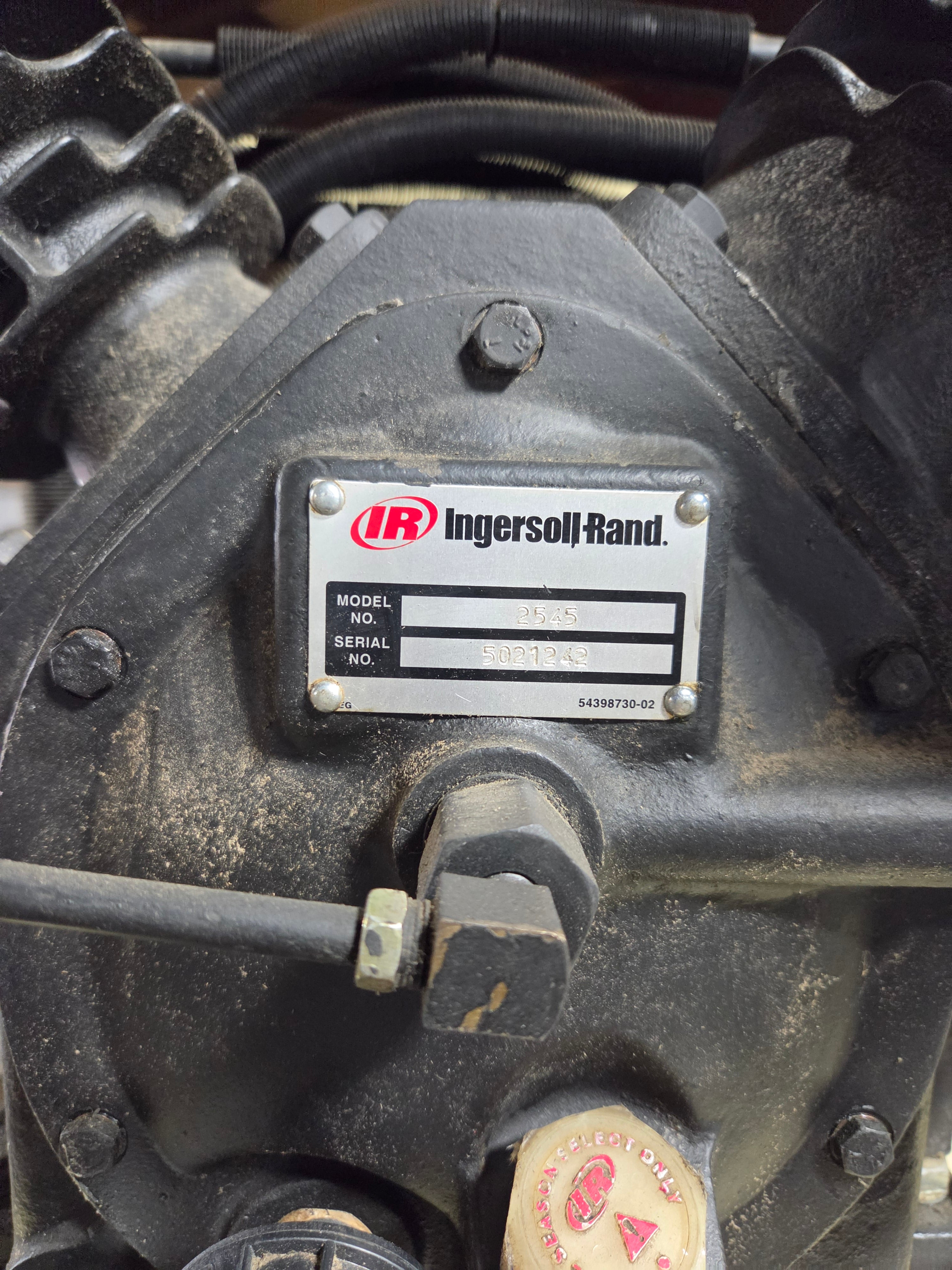 Ingersoll Rand 2545K10 Vertical Air Compressor 10 HP 120 Gallon 175 PSIG 3PH