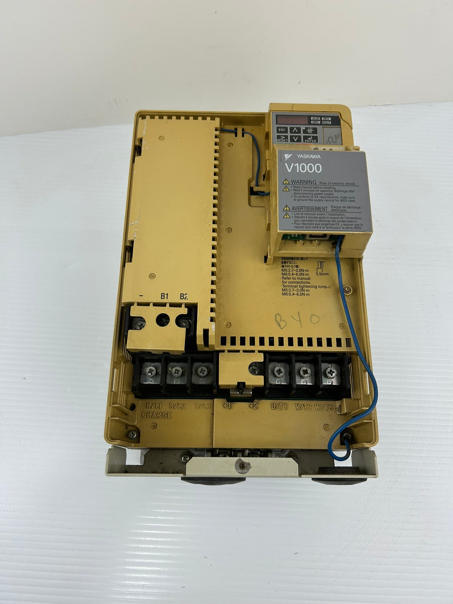 Yaskawa Electric CIMR-VU4A0031FAA 3PH AC Drive Rev A - No Top or Bottom Cover