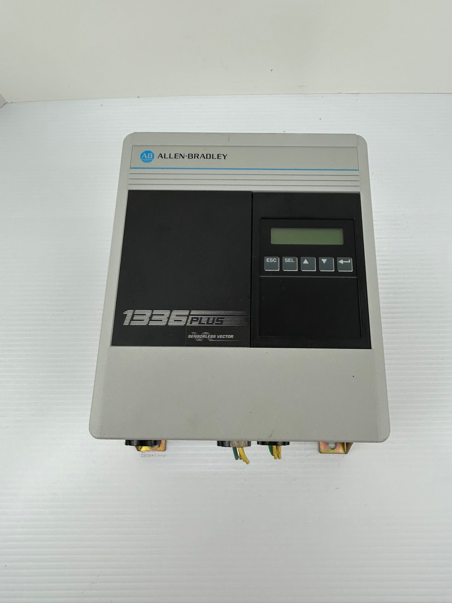 Allen-Bradley 1336S-BRF10-AA-EN4-HAP Sensorless Vector Drive 1336 Plus Series D