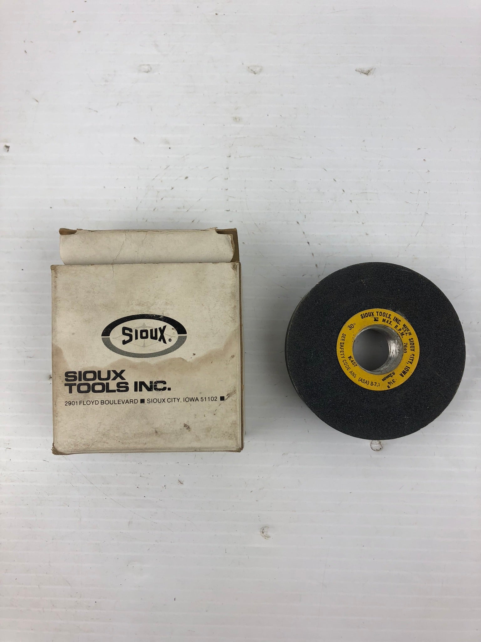 Sioux Tools Inc. K457 Valve Slat Wheel 3-1/4"-30-FIN 82mm 7640 RPM