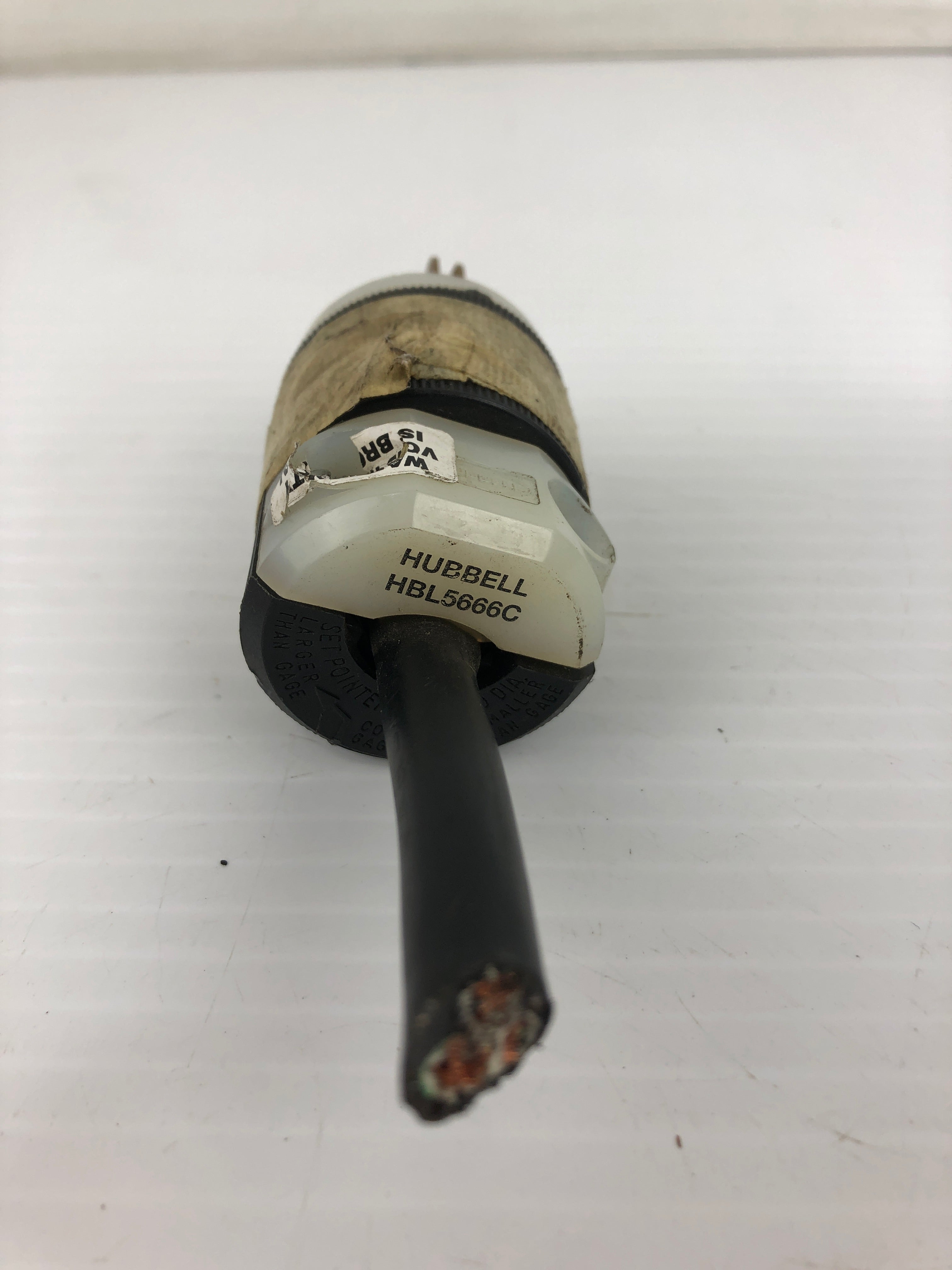 Hubbell Plug HBL5666C 15A 250V