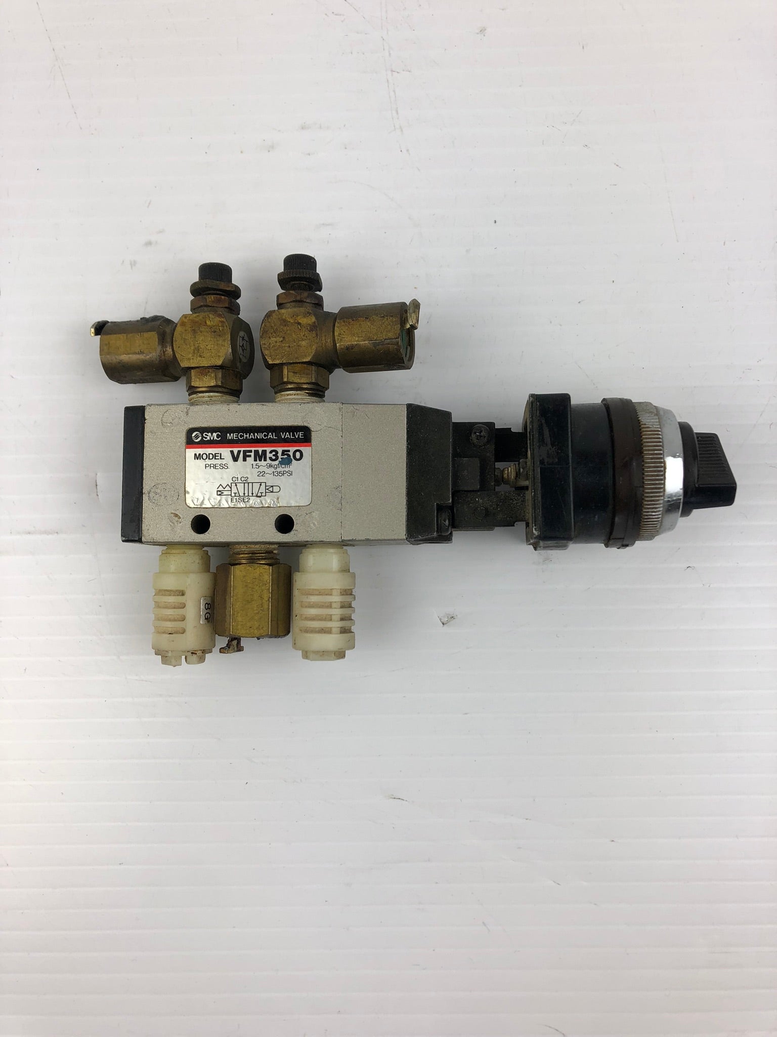 SMC VFM350 Mechanical Valve Black Turn 2-Position Selector Switch
