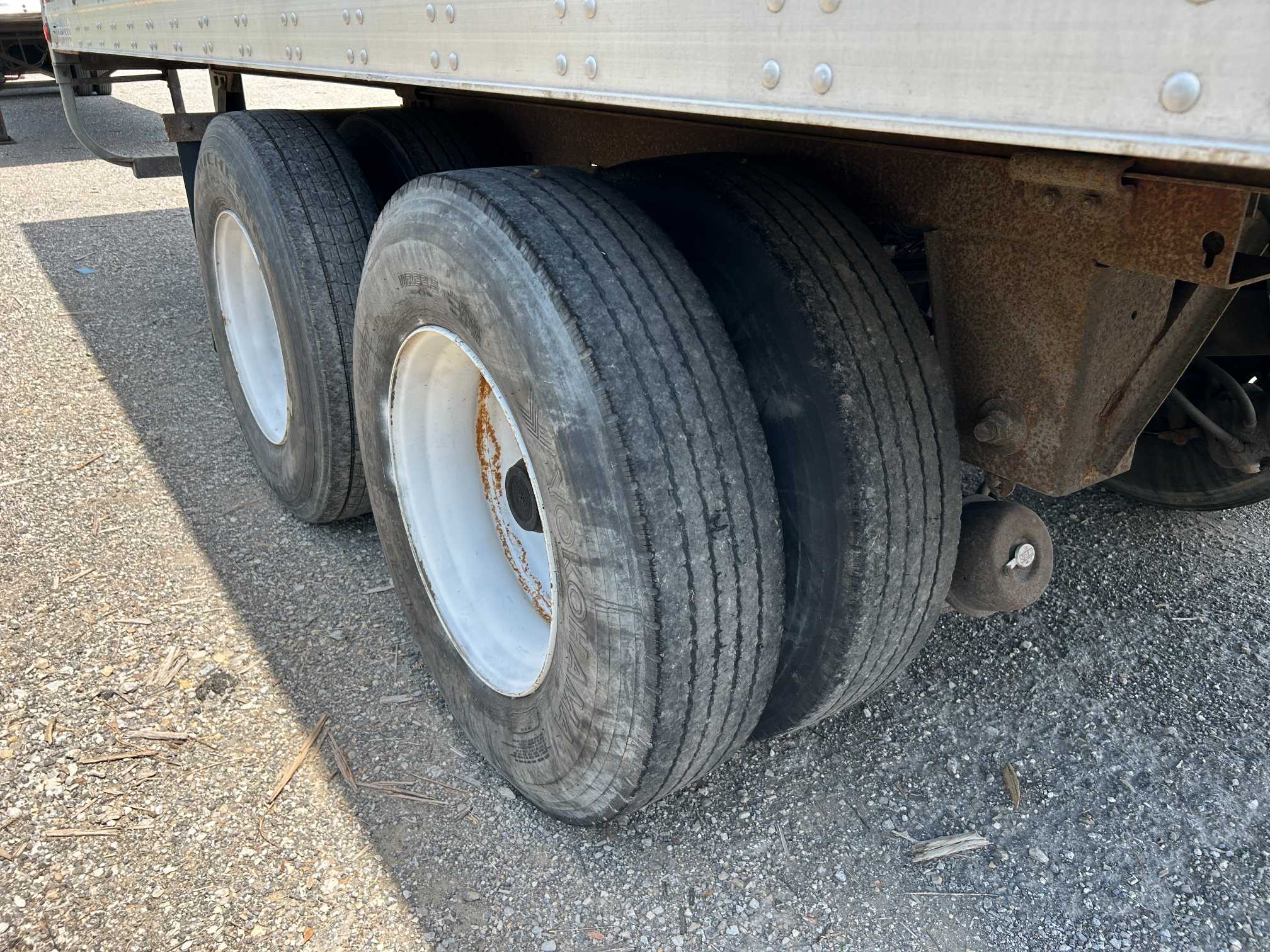 2004 Trailmobile 53' Dry Van Semi Trailer Air Ride Swing Doors 2MN01JAH941001020