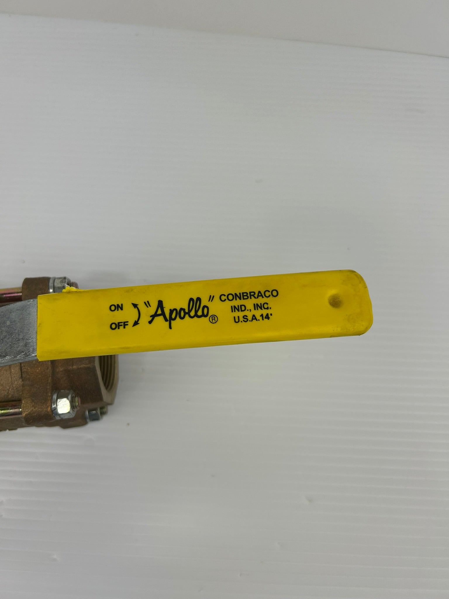 Apollo 600 CWP Ball Valve 1-1/2"