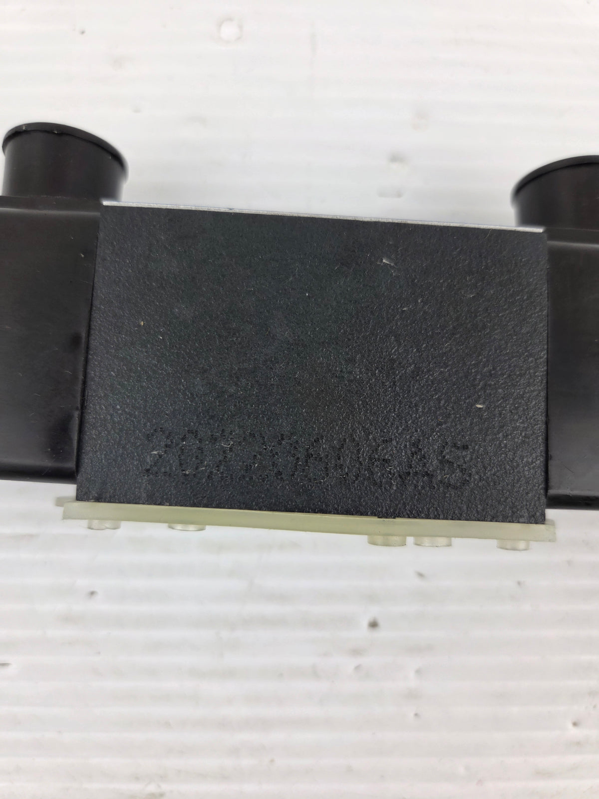 Eaton Vickers DG4V-3S-6C-M-U-B5-60 Hydraulic Directional Valve 5000 PSI Black