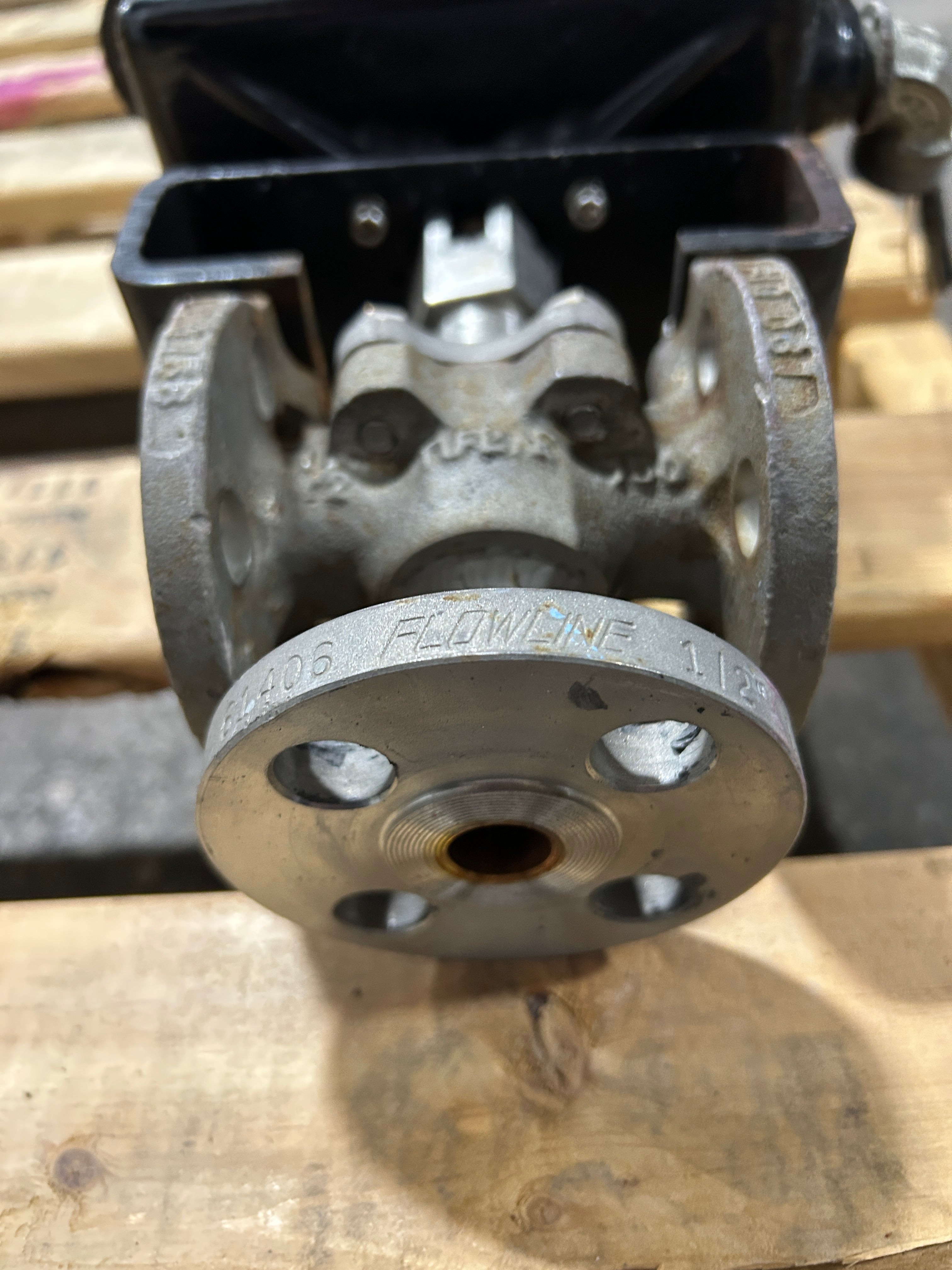 Worcester McCanna Series 75 Actuator 12 75 WD3120A with Tufline A182 Valve 1/2"