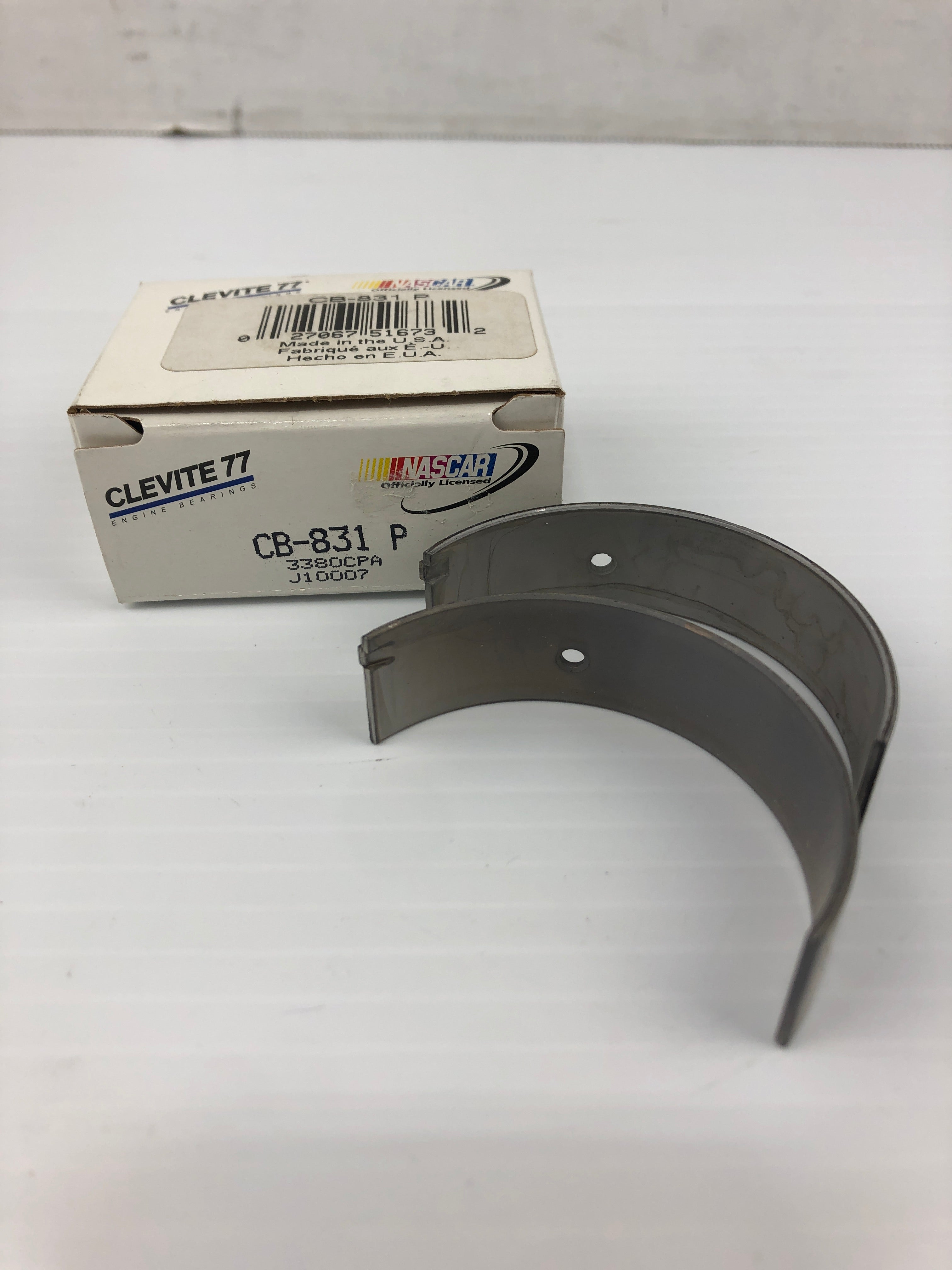 Clevite CB-831 P Engine Connecting Rod Bearing CB831P