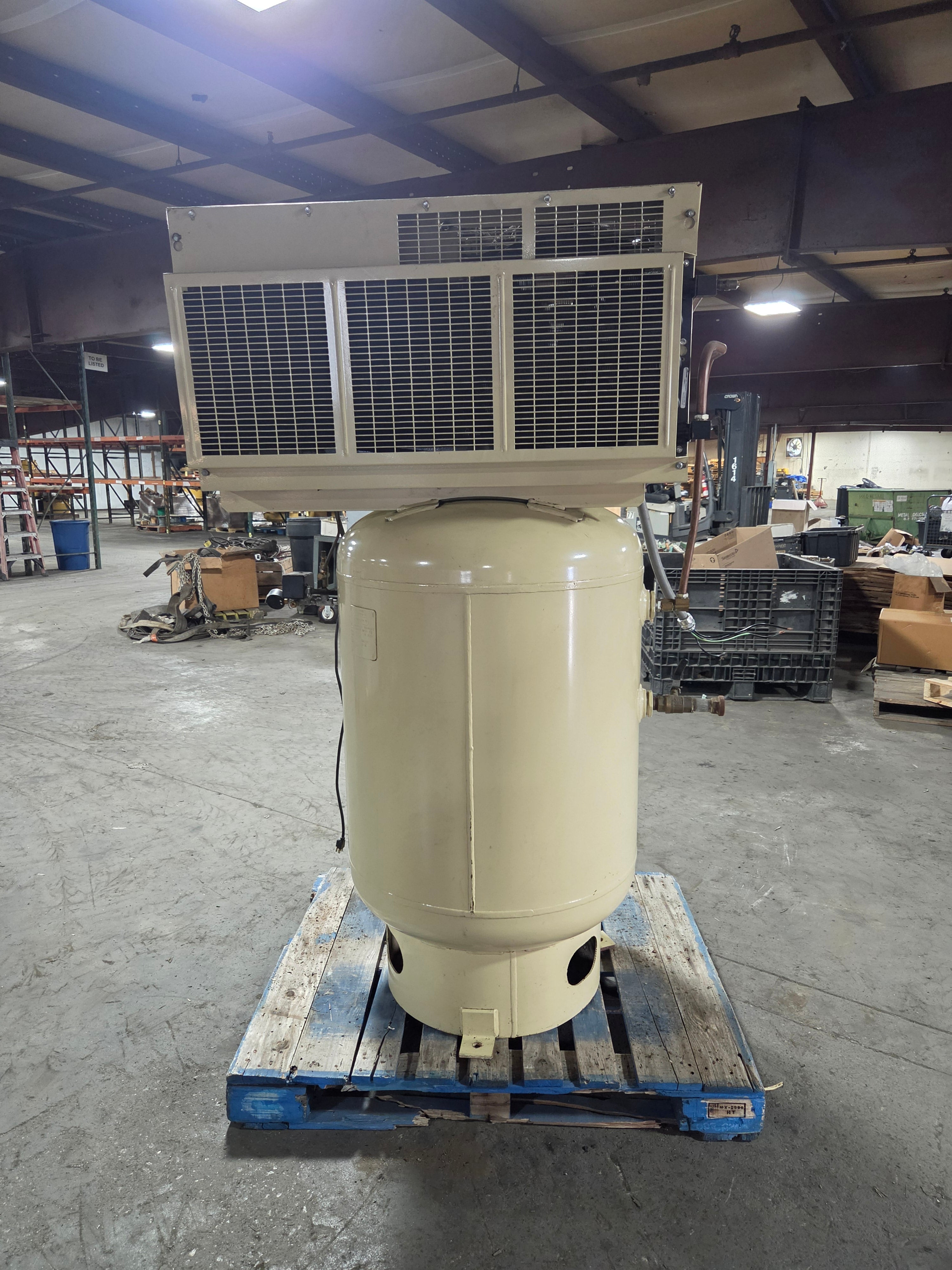 Ingersoll Rand 2545K10 Vertical Air Compressor 10 HP 120 Gallon 175 PSIG 3PH