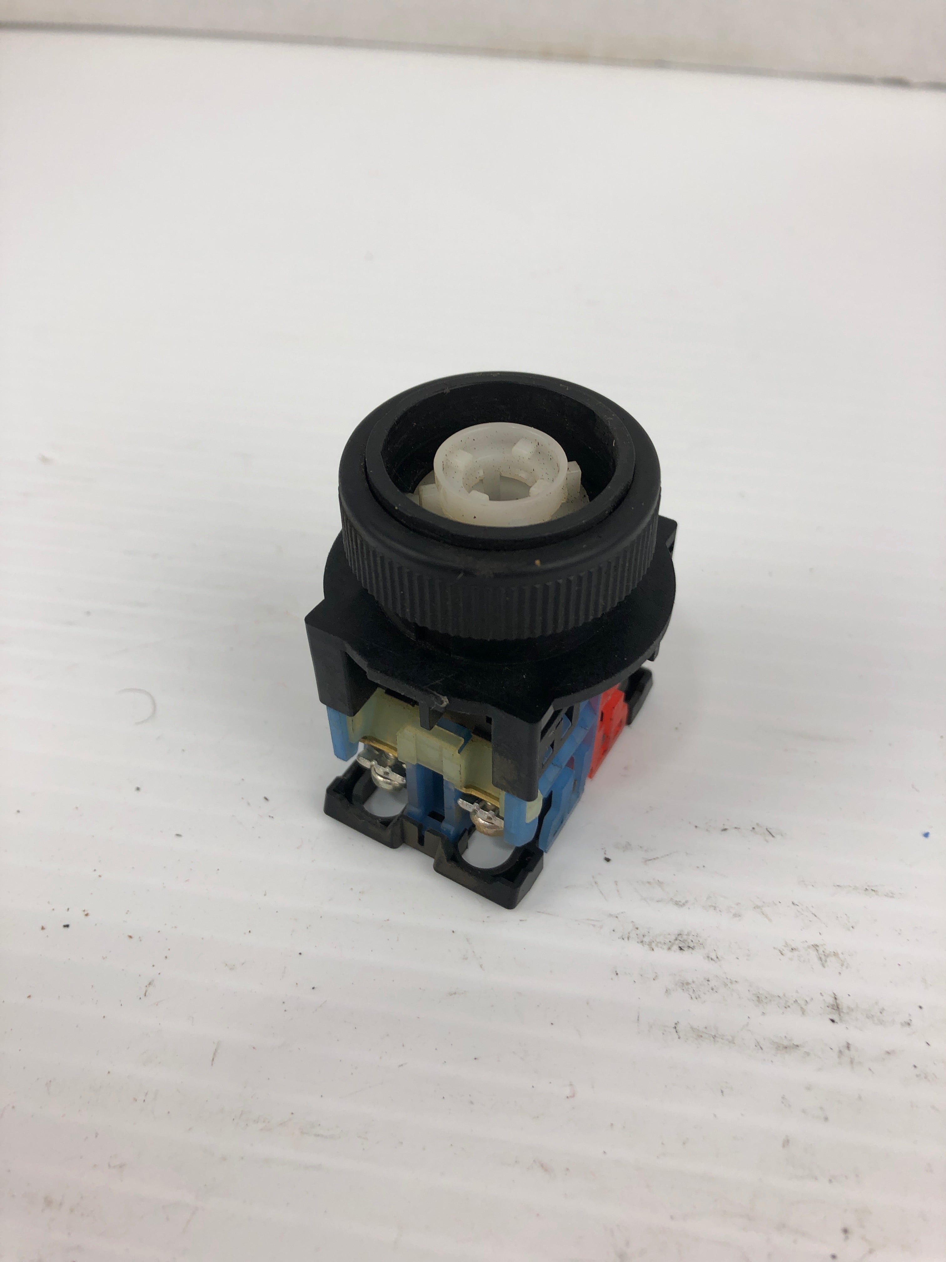 Fuji Electric AR30PR-2 Selector Switch 250V 6A - Missing Top