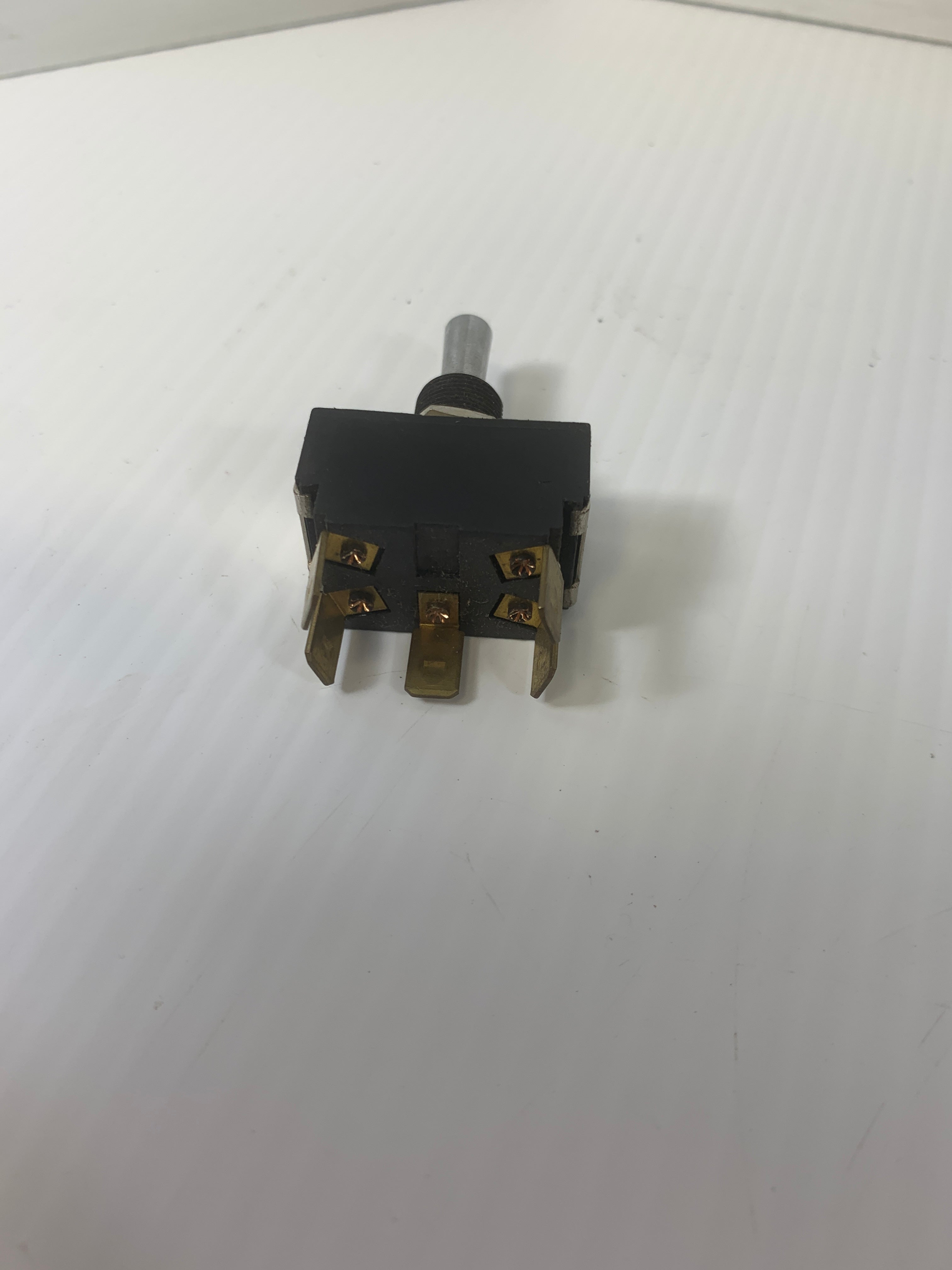 Eaton On/Off Toggle 3-79251RI Switch 3 Position