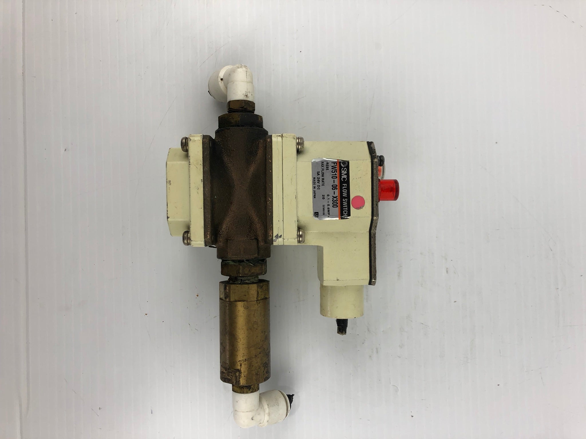 SMC FW510-06-X300 Flow Switch with XT14-145-W Check Valve