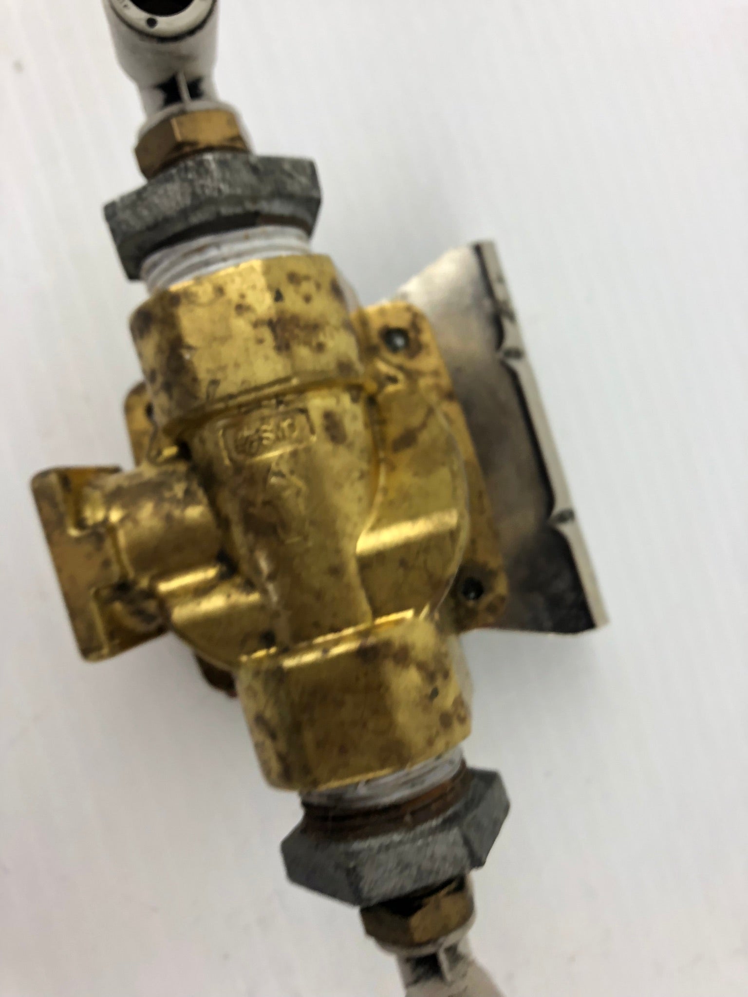 SMC 2-Way Directional Valve