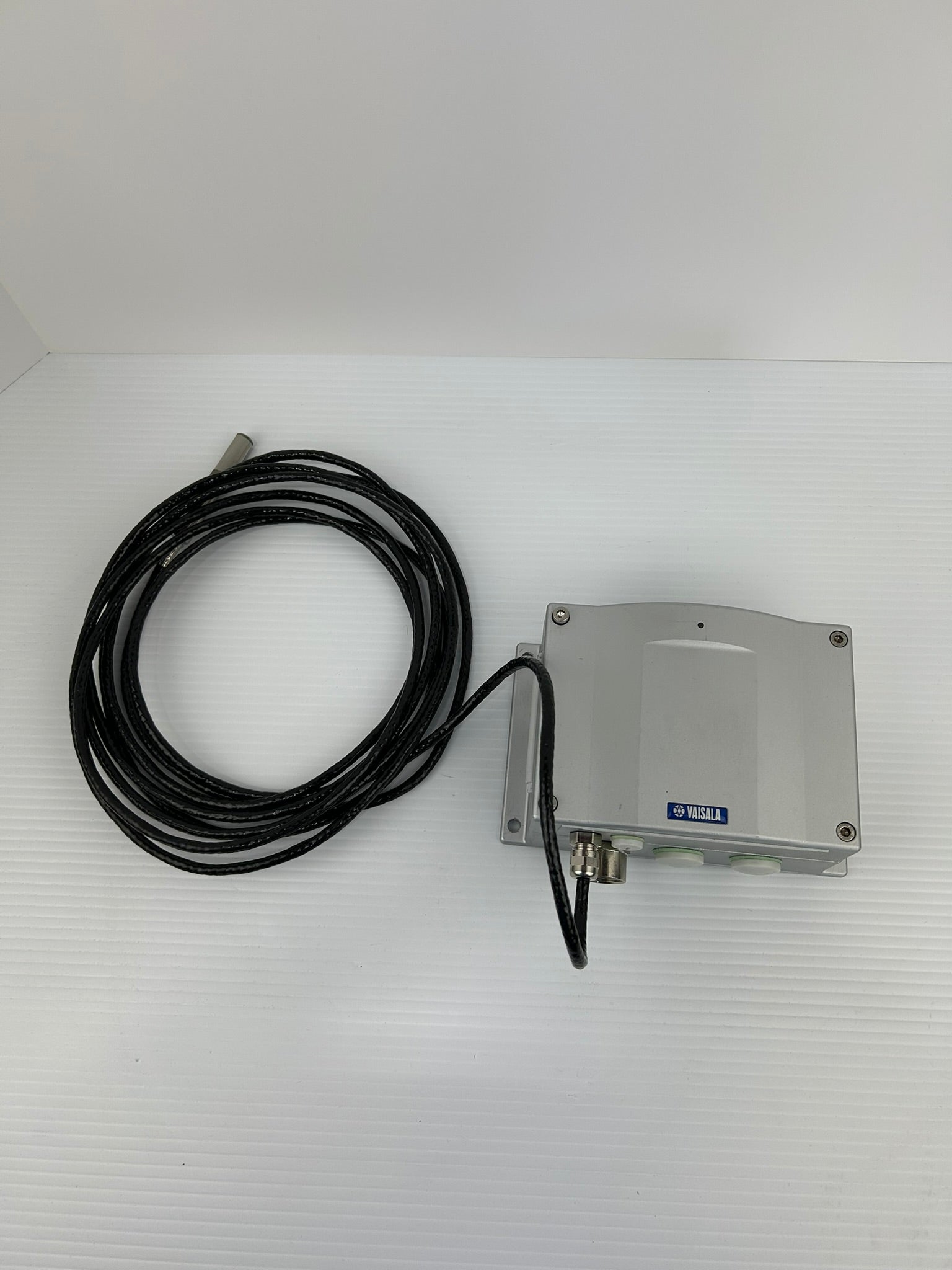 Vaisala HMT333 Humidity and Temperature Transmitter 3F0B001BXAA200B01AABAA1