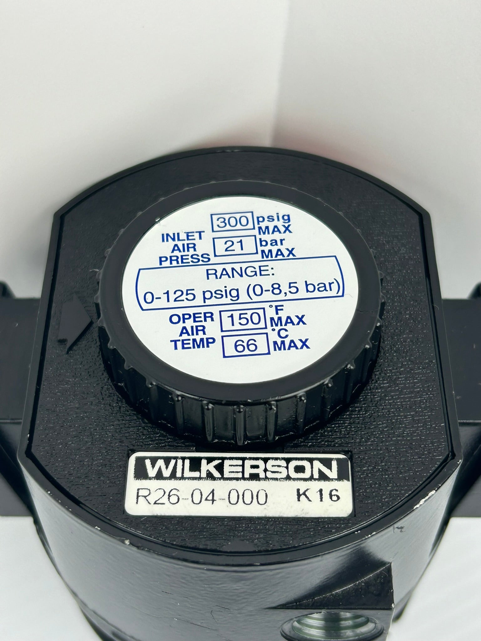 Wilkerson R26-04-000 K16 Regulator 300PSIG 21bar