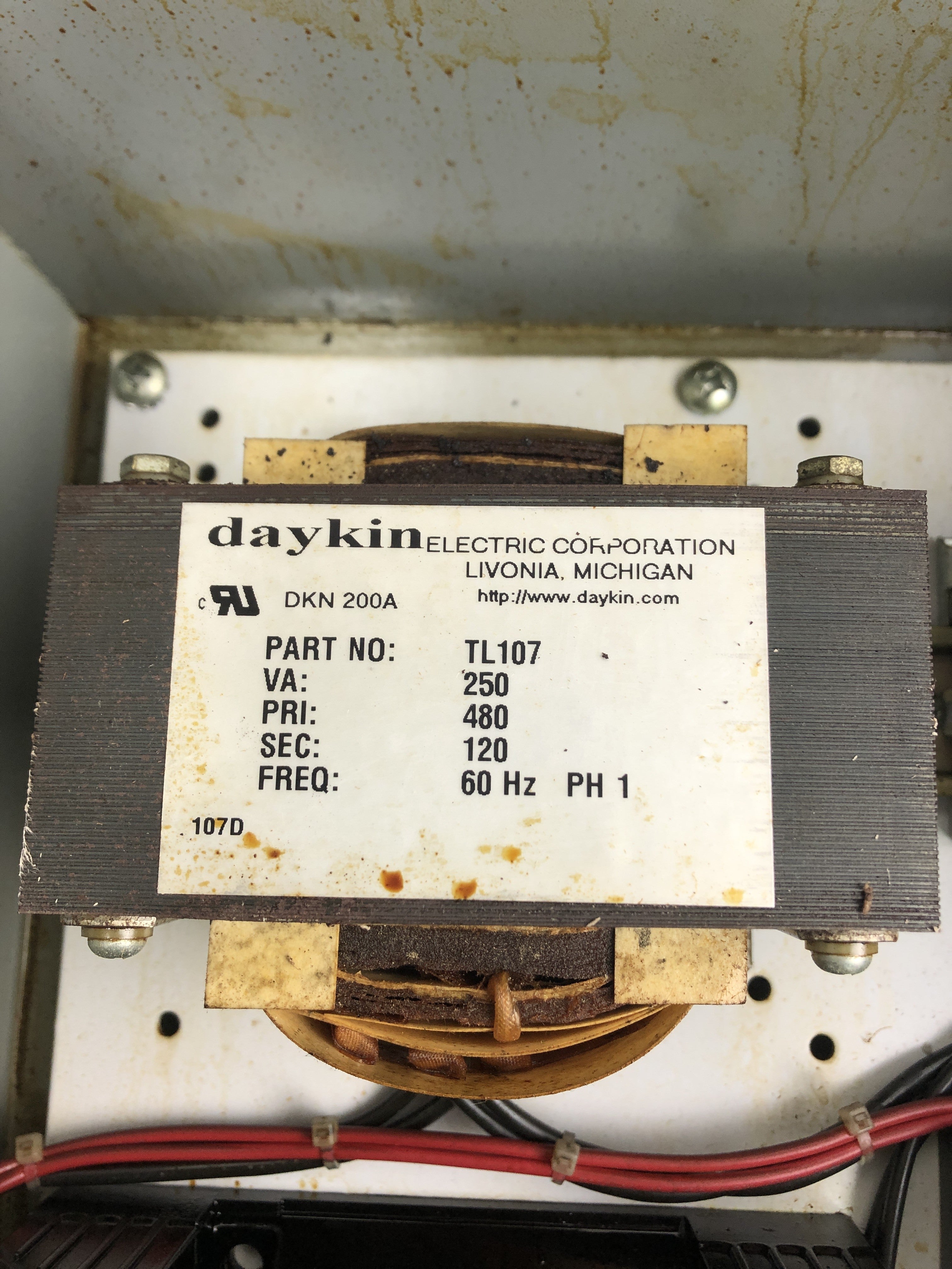 Daykin GPFS-09 Disconnect Transformer 1PH 60Hz - Missing ON/OFF Switch Cover