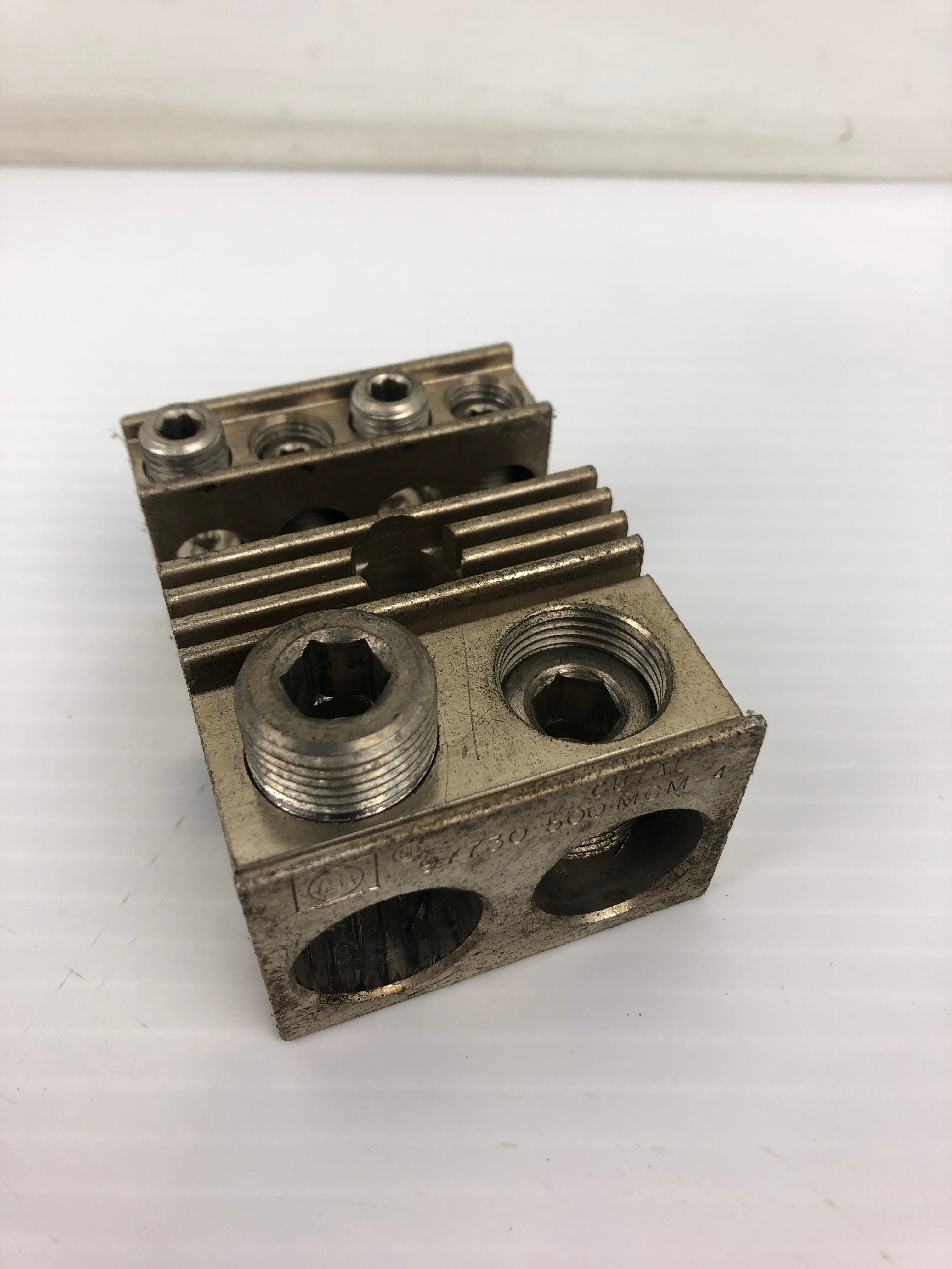 Marathon 97730 Mechanical Distribution Connector Terminal Lug 500MCM-4 CU7AL