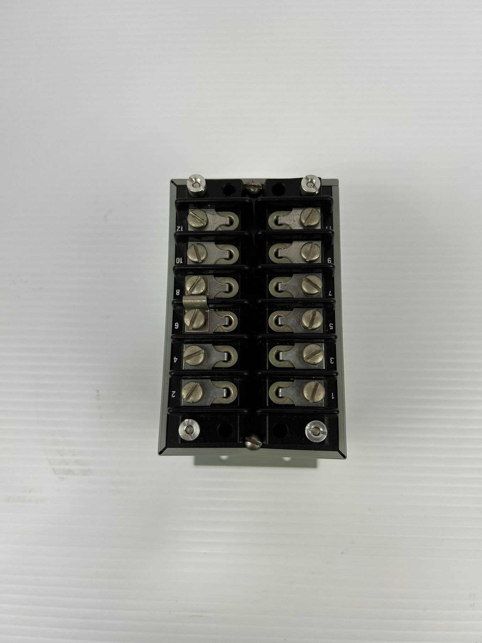 Westinghouse VP2-840 Watt Transducer 3 Phase 3 Wire 5 Amp 120 Volts 60 Cycles