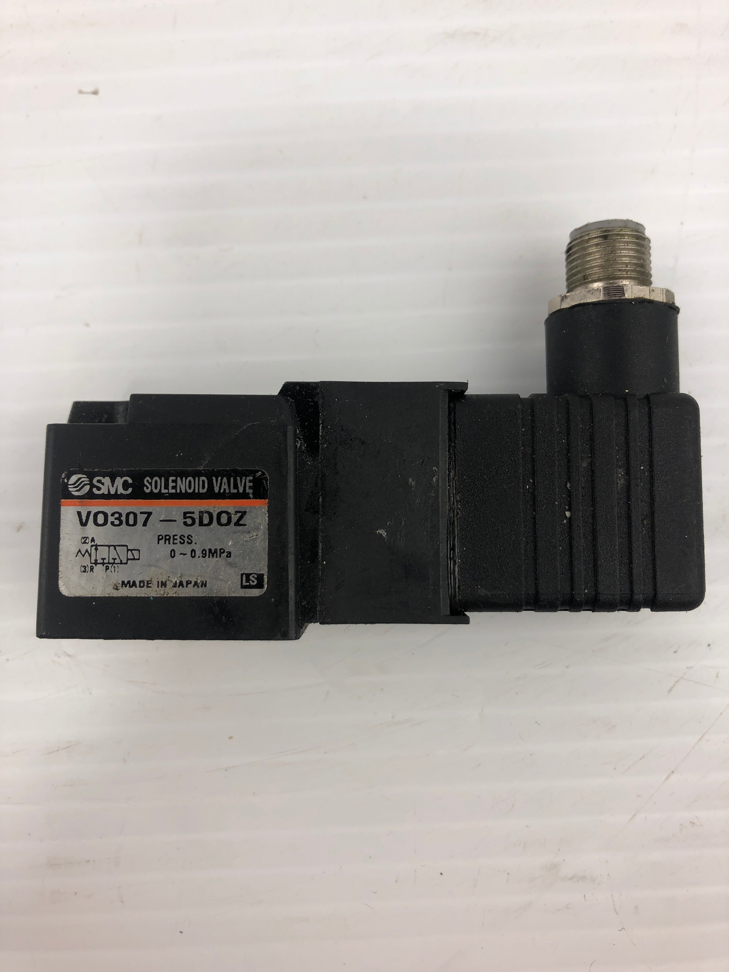 SMC Solenoid Valve VO307-5DOZ 0-0.9 MPa