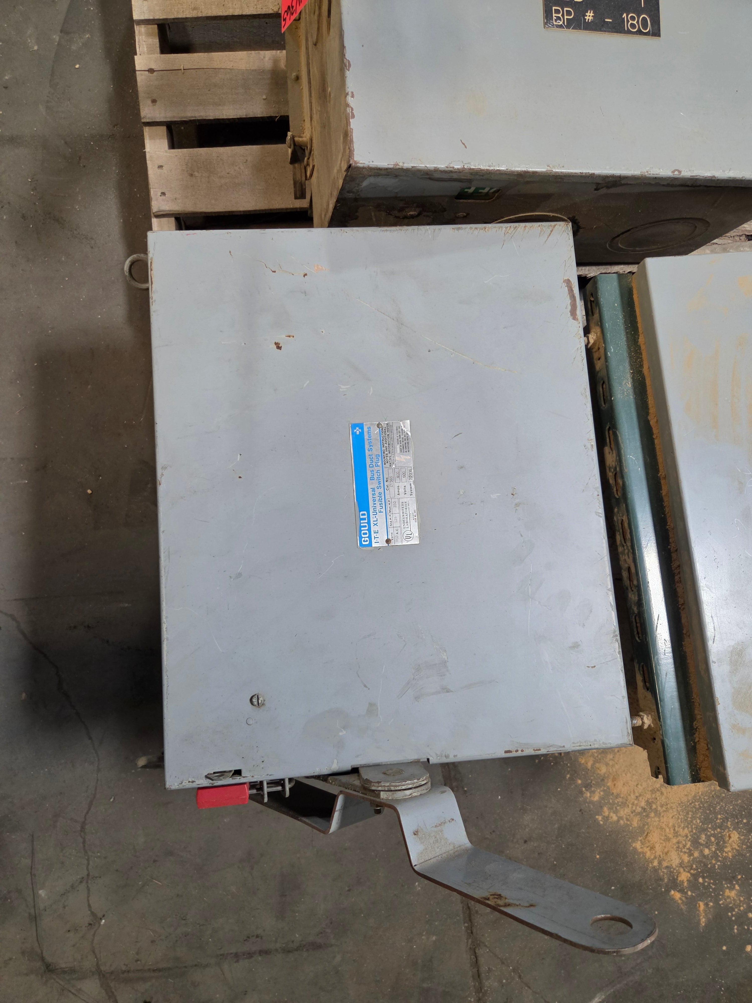 Gould ITE UV365 XL-Universal Bus Plug Fusible Switch 400A 600V Busway 3 Phase