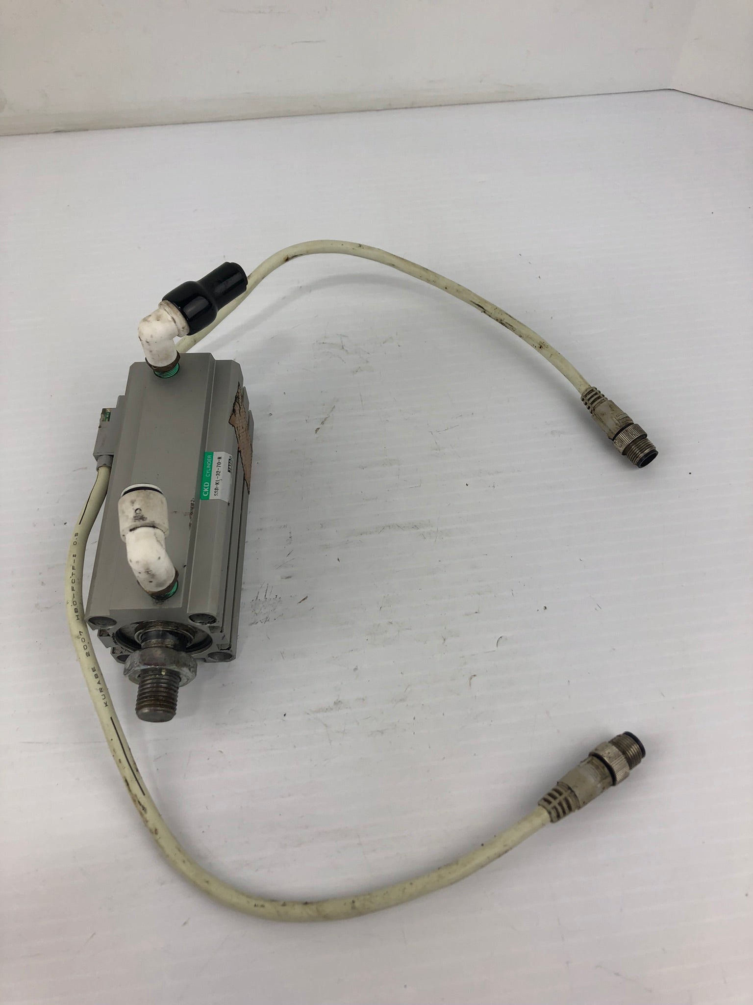 SMC SSD-KL-32-70-N Pneumatic Cylinder