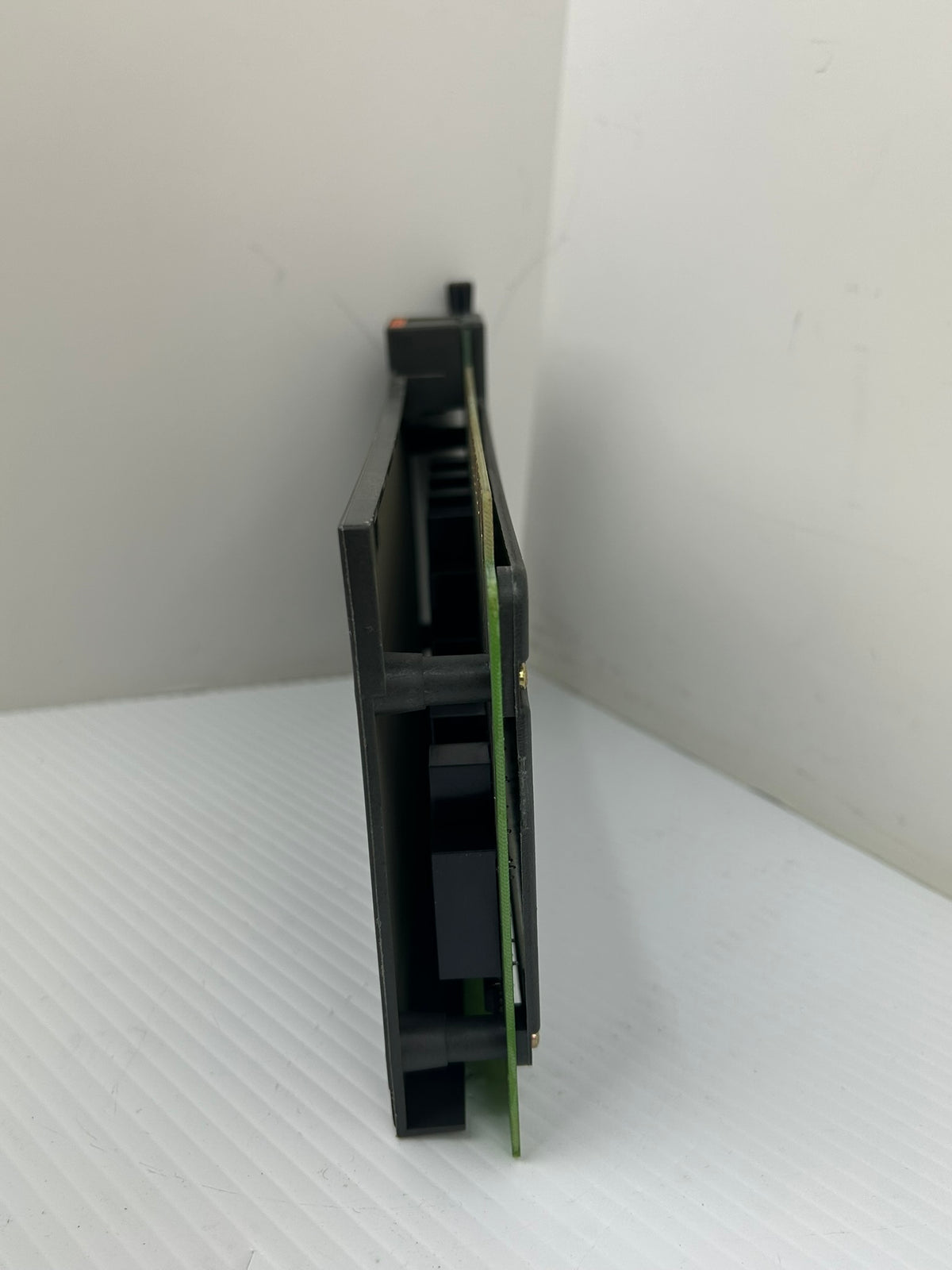 Allen-Bradley 1771-0W16/B Electromechanical Contact Output Module 1771-OW16