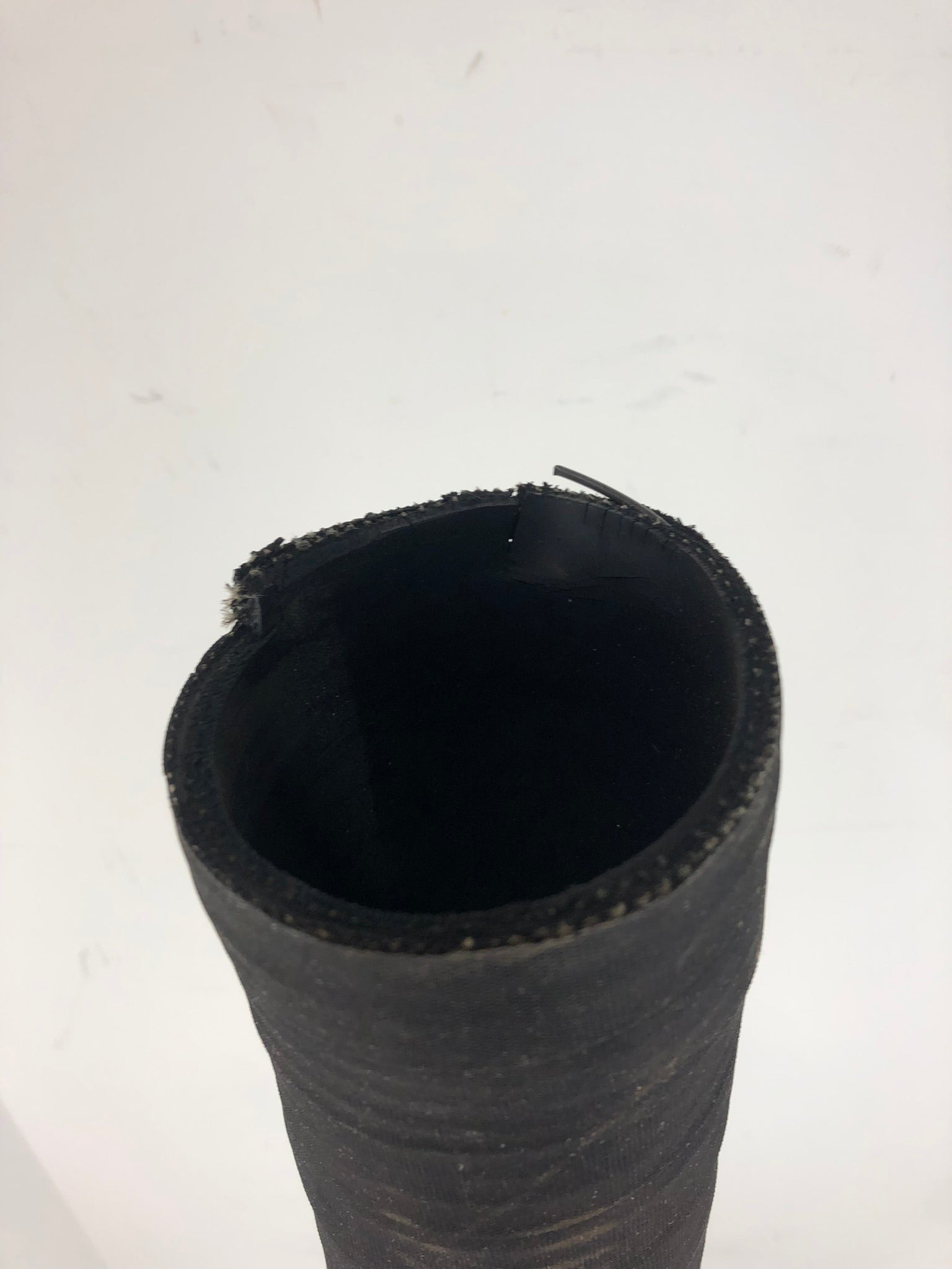 Gates Hose 40GMV MegaVac Flame Resistant MSHA 2G-11C 2-1/2" ID 3" OD 30" Long