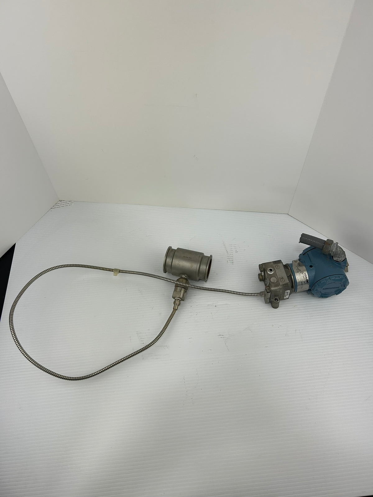 Rosemount 3051CG2A22A1AS1B4 Pressure Transmitter Sensor with Base 1SSD2-429367
