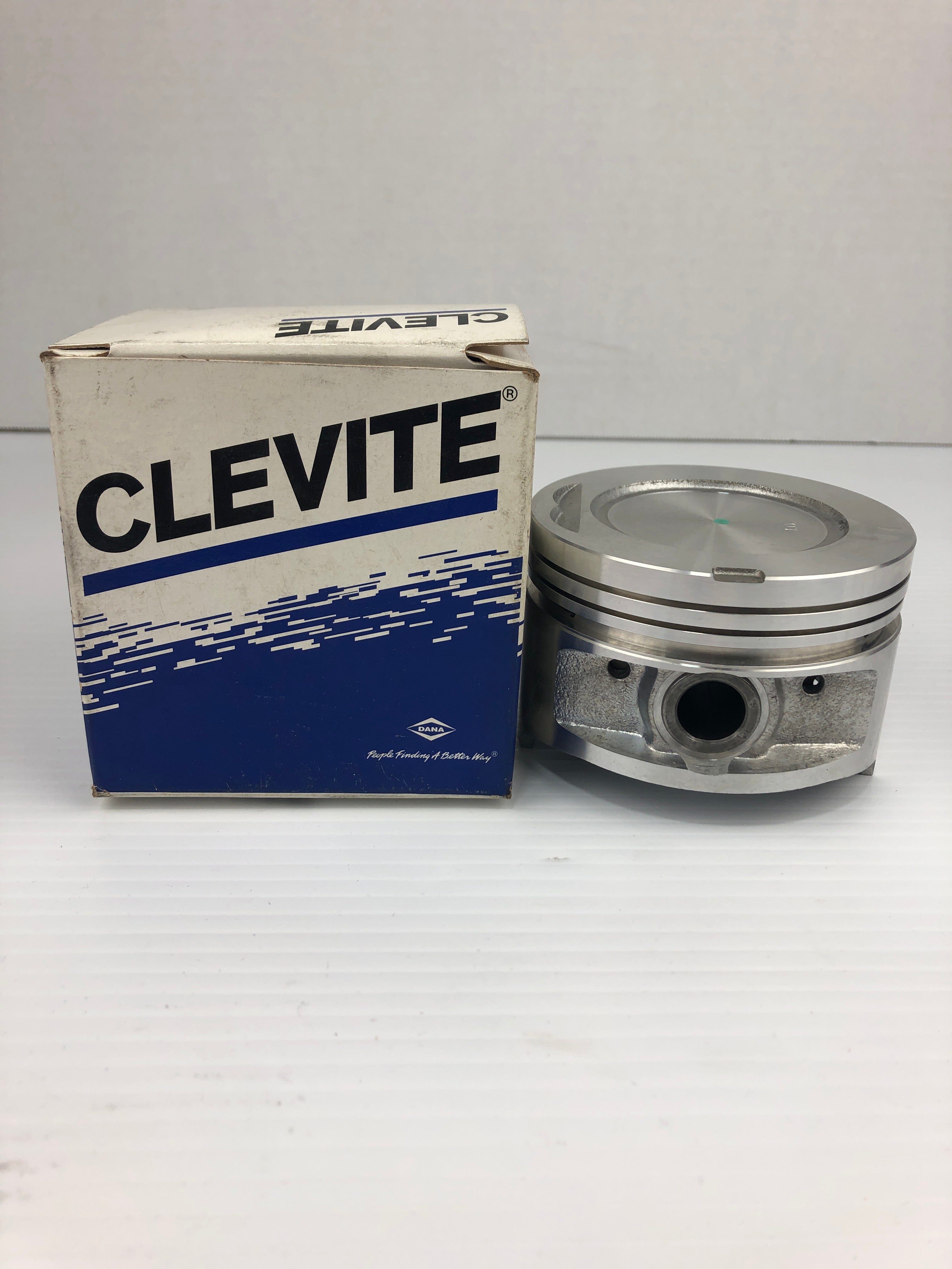 Clevite 224-2315.040 Piston without Rings 2242315.040