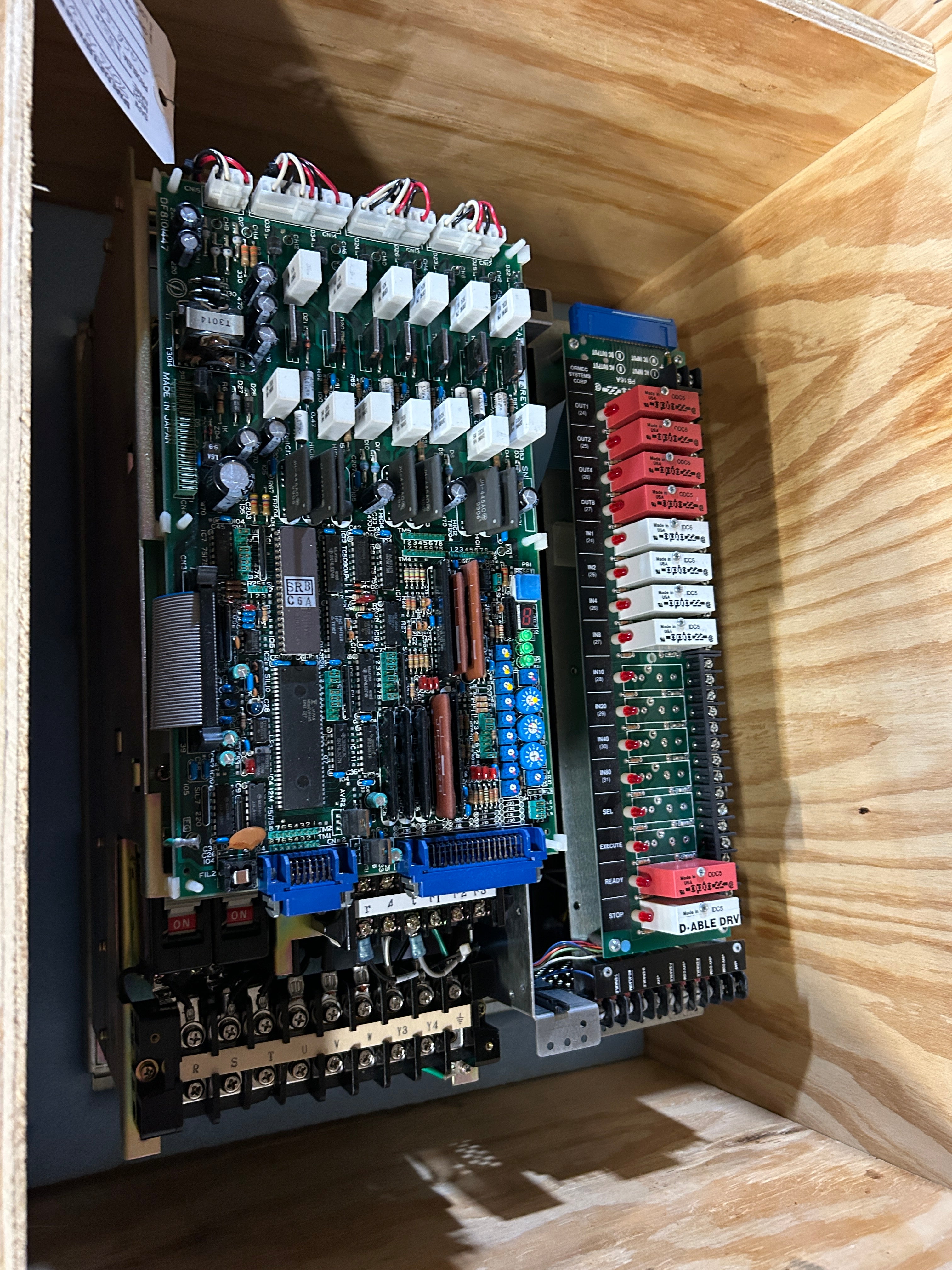 Ormec MCS-S45H*227 Servo Drive Assembly Telemecanique Breaker Tokin Noise Filter