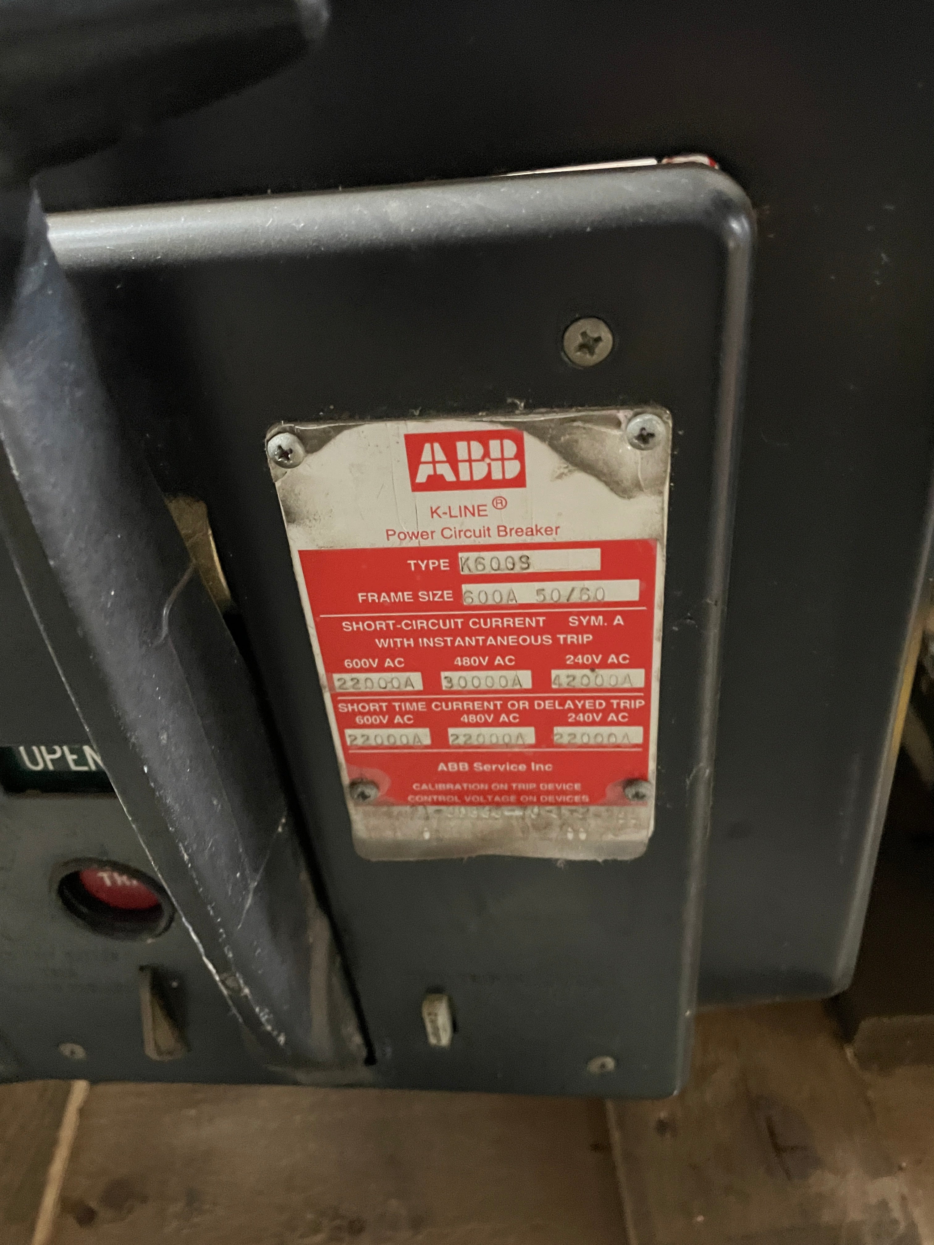 ABB K600S K-Line Power Circuit Breaker 600A 50/60 600VAC K-600S with SS3 Trip