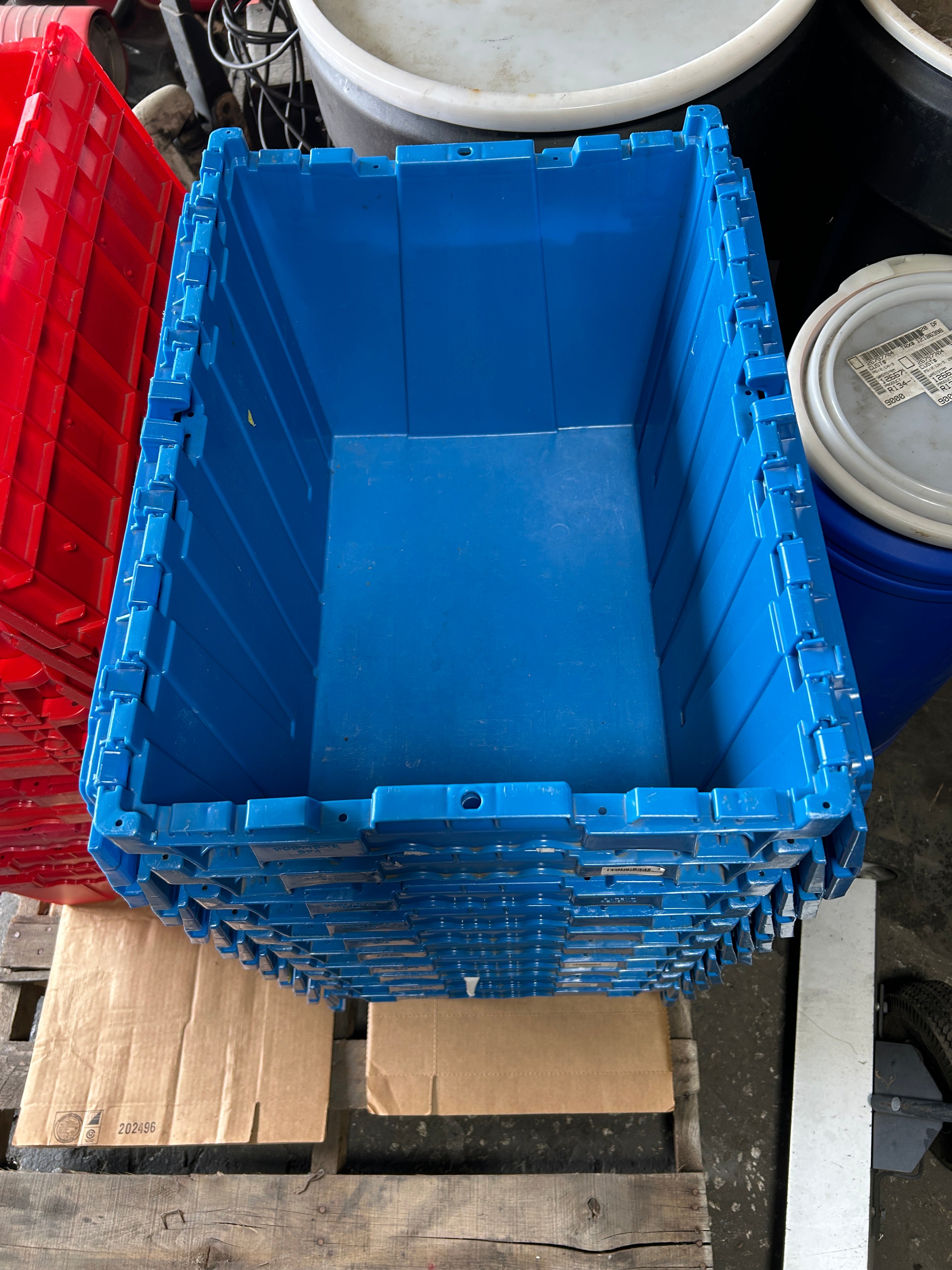 Plastic Totes 19-7/8" x 13-3/4" x 12-1/2" Inside with Built-In Lids - Lot of 50