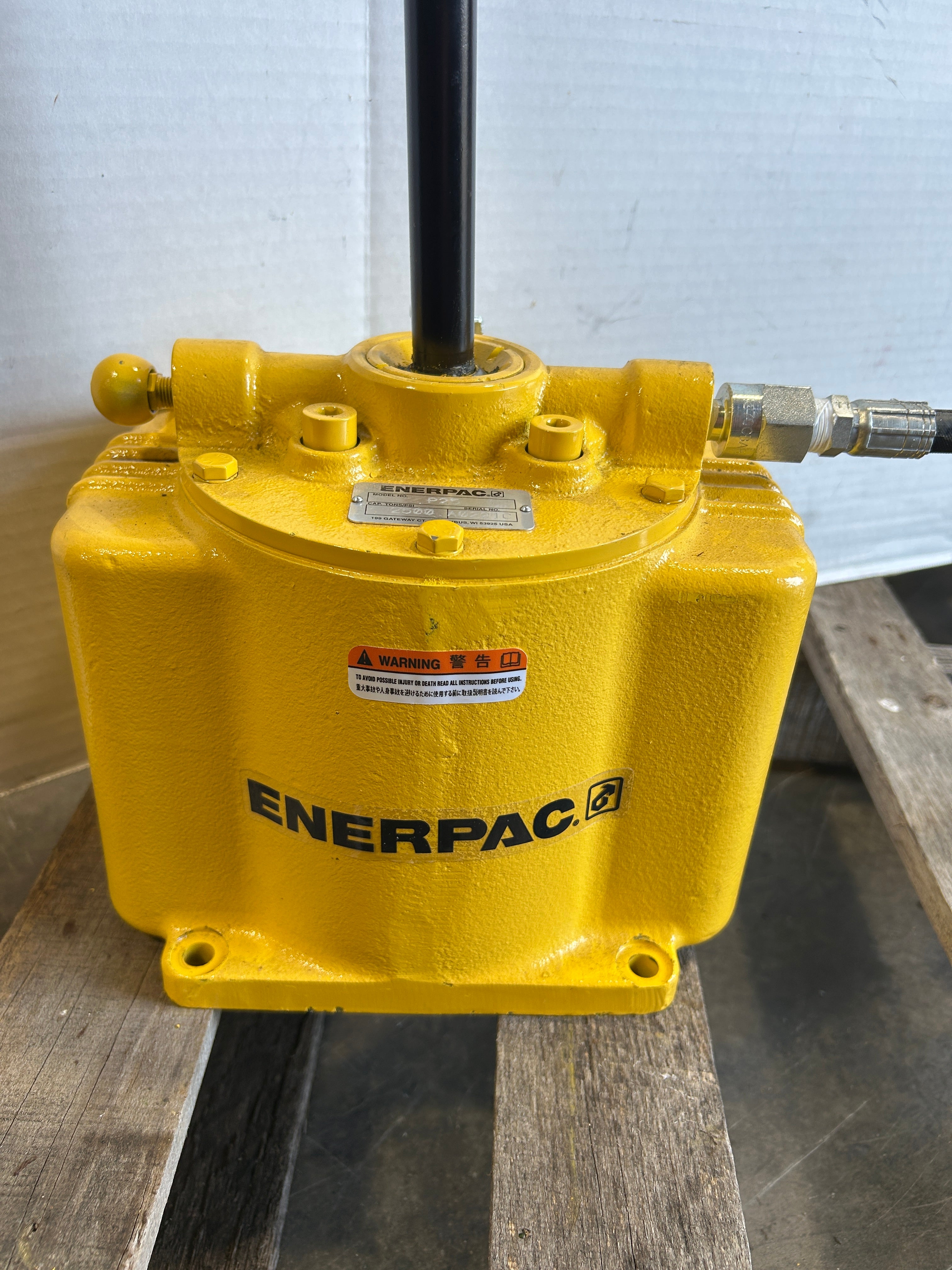 Enerpac P25 Hand Pump 2500 Tons/PSI with RC108 Hydraulic Cylinder 10T 10,000 PSI