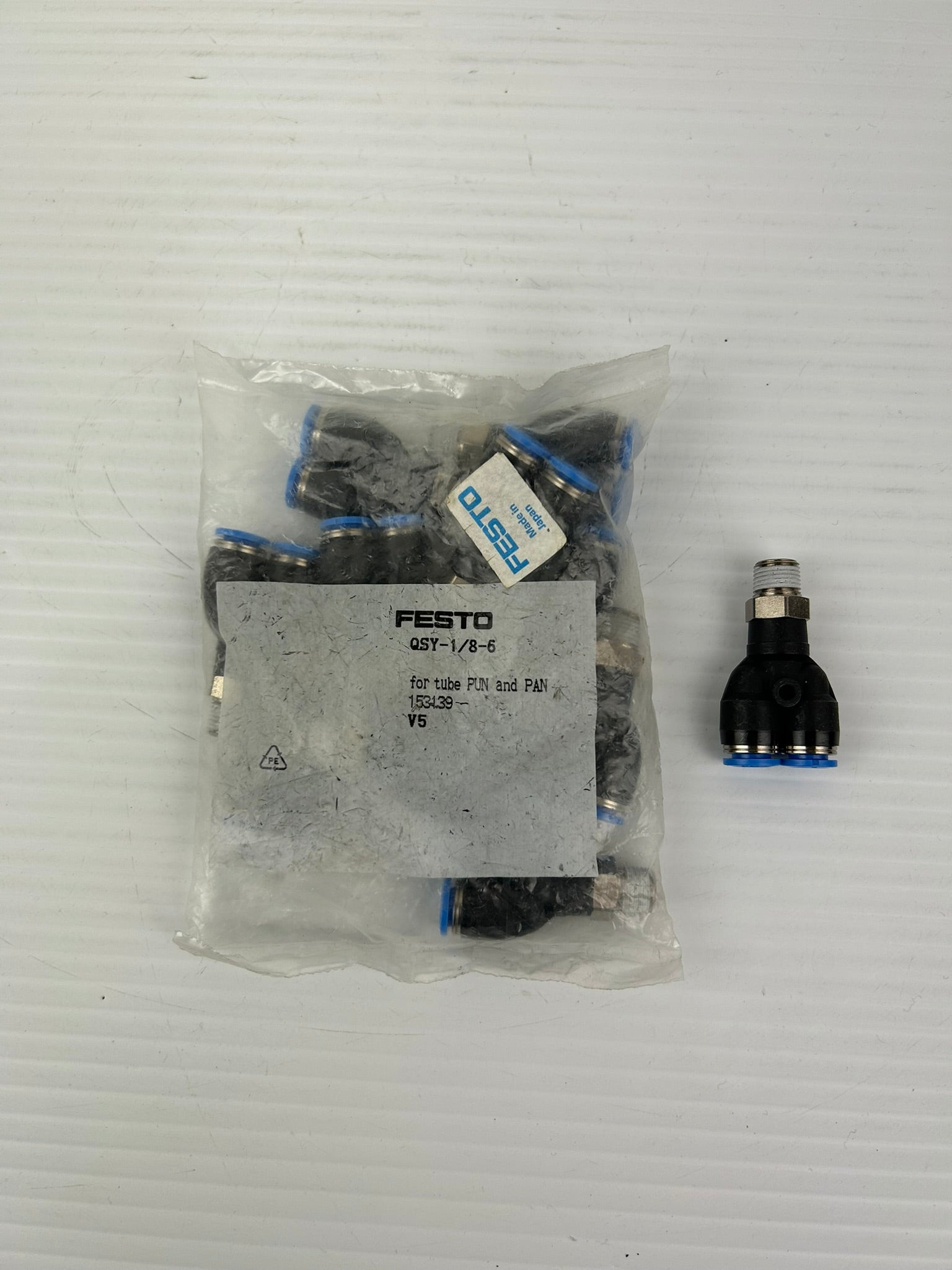 Festo QSY-1/8-6 Push In Connector 153139 - Lot of 11