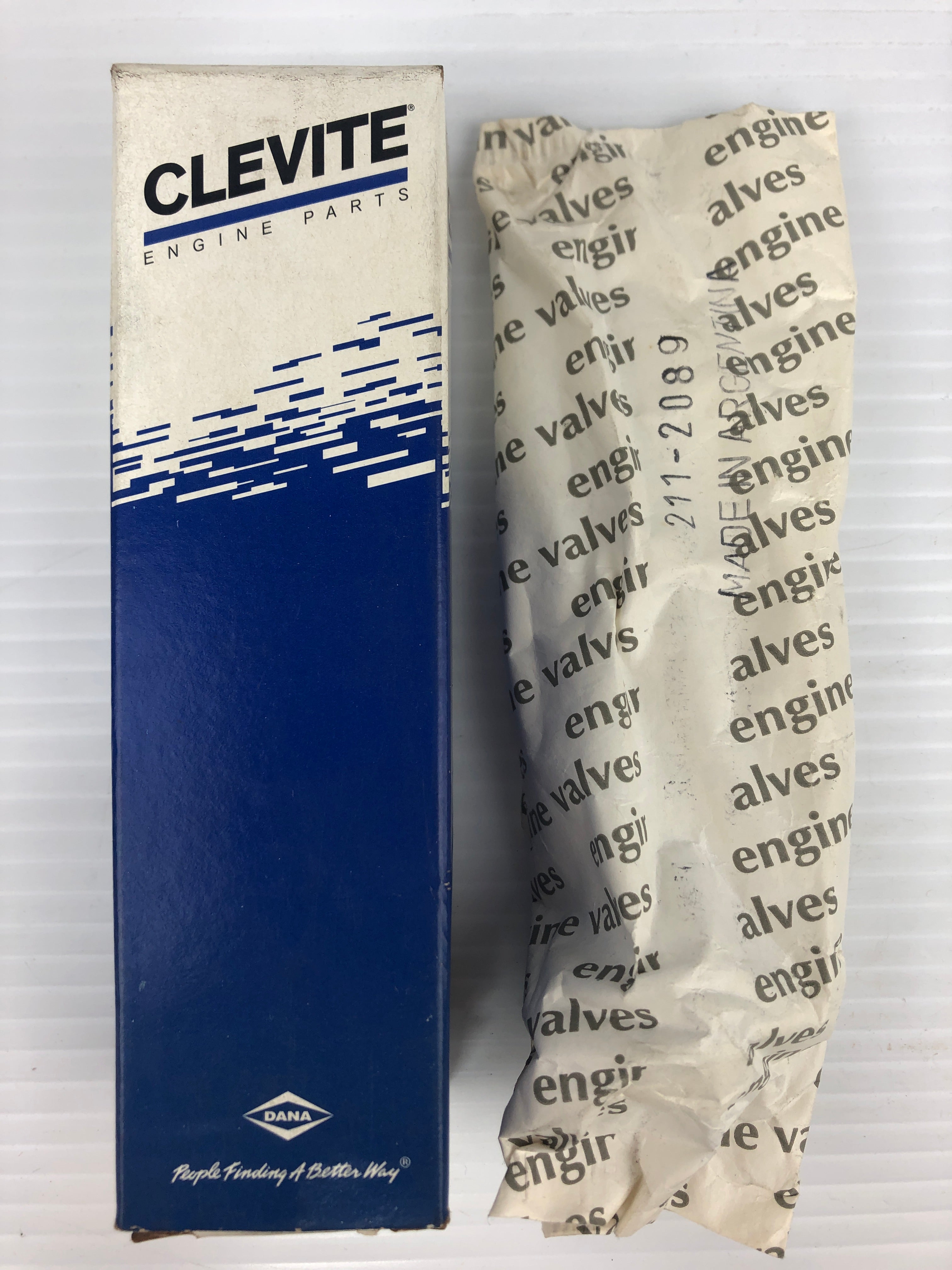 Clevite 2112089 Engine Exhaust Valve 211-2089 (1)