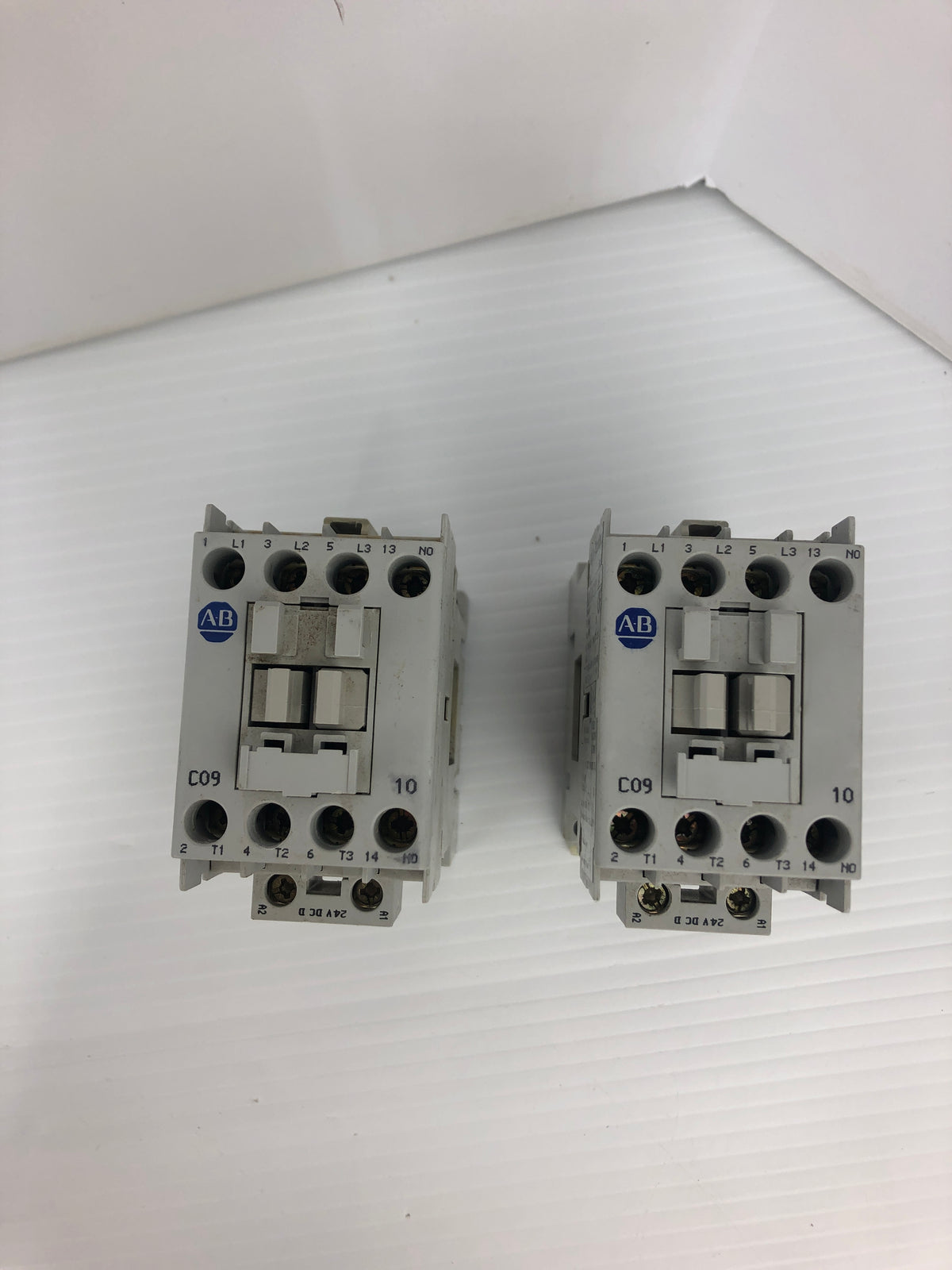 Allen-Bradley 100-C09Z*10 Contactor Ser. A - Lot of 2