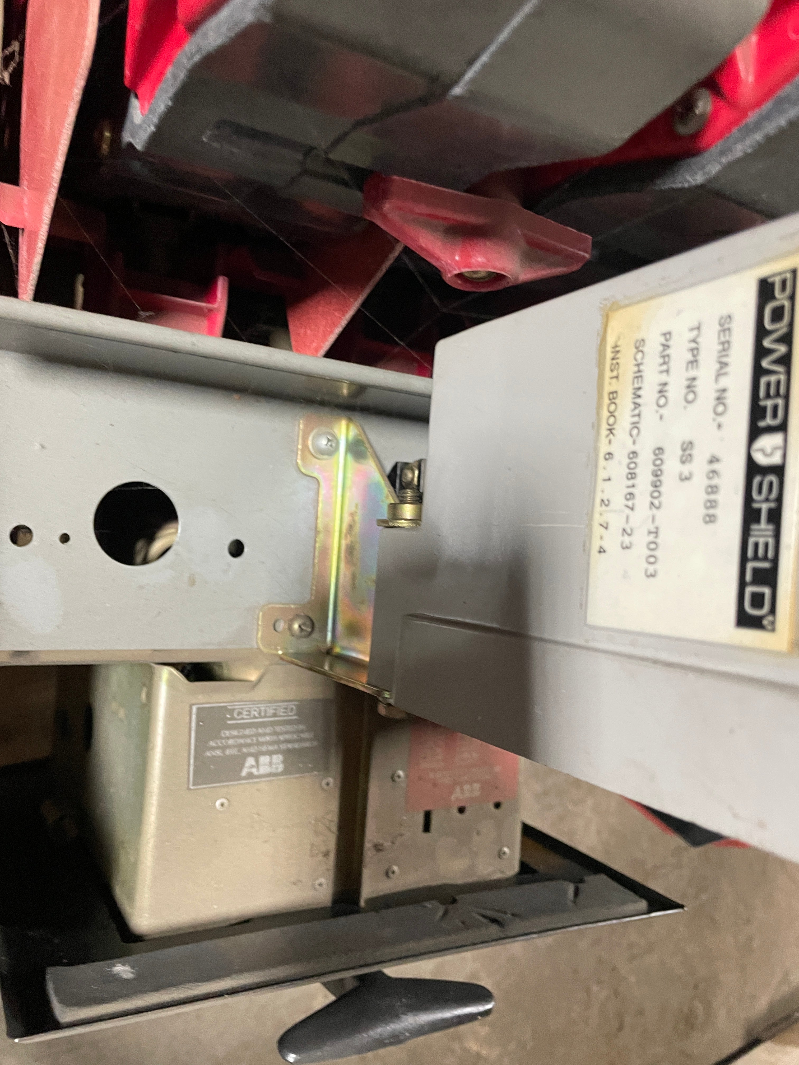 ABB K600S K-Line Power Circuit Breaker 600A 50/60 600VAC K-600S with SS3 Trip