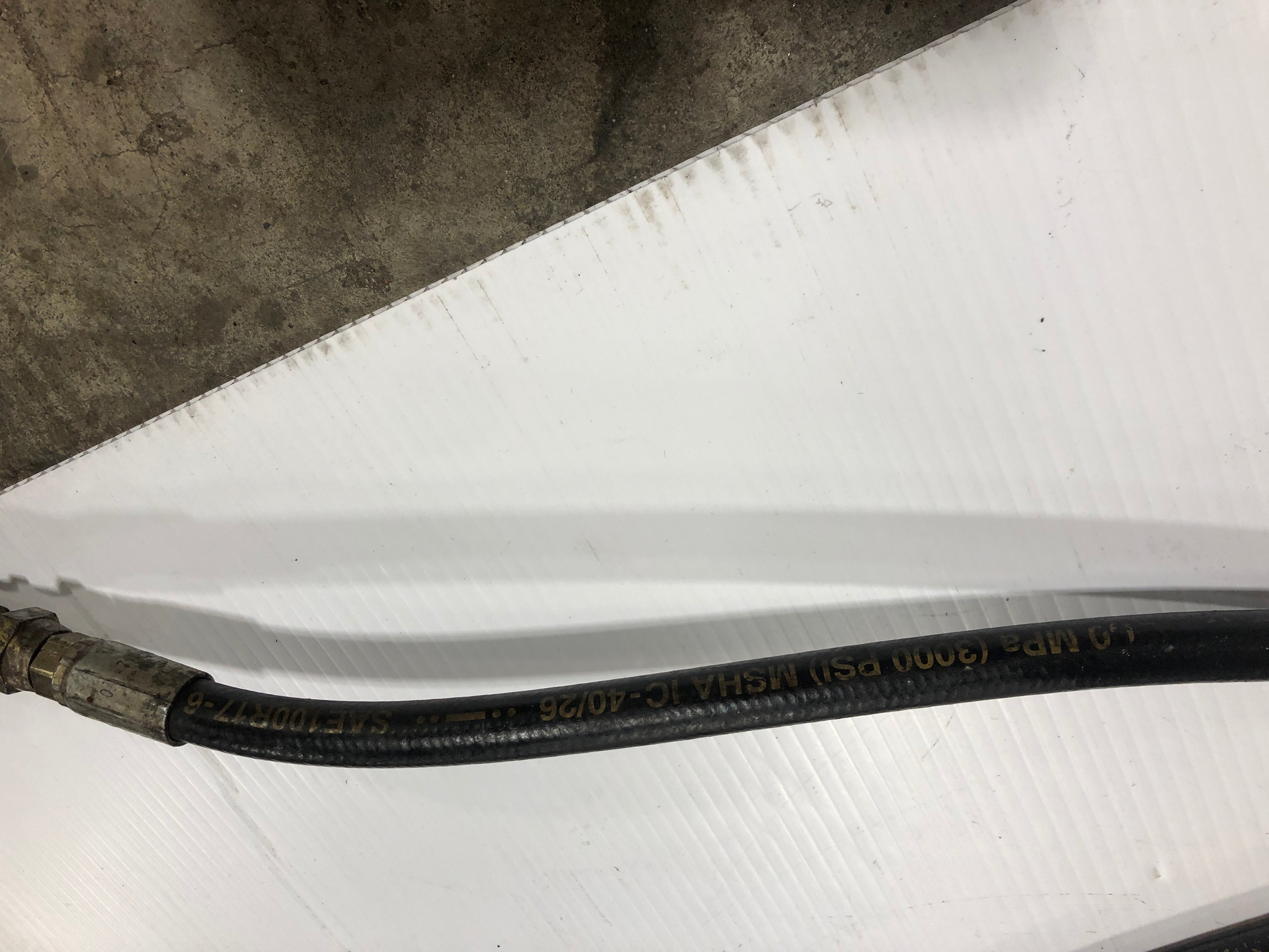 Parker 451TC Tough Cover Hydraulic Hose 3000 PSI