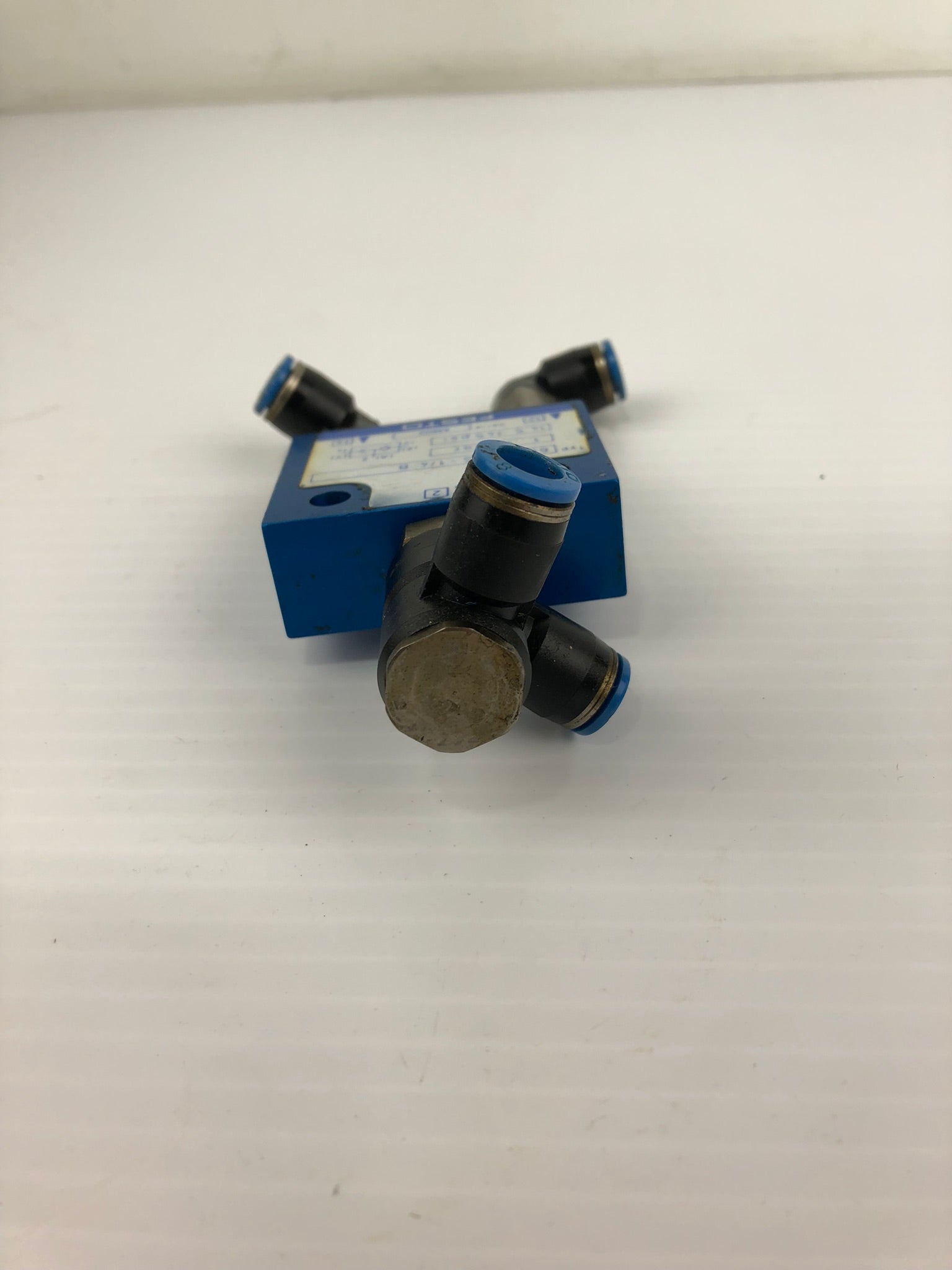 Festo 6682 OS-1/4 B Pneumatic Valve Series M802