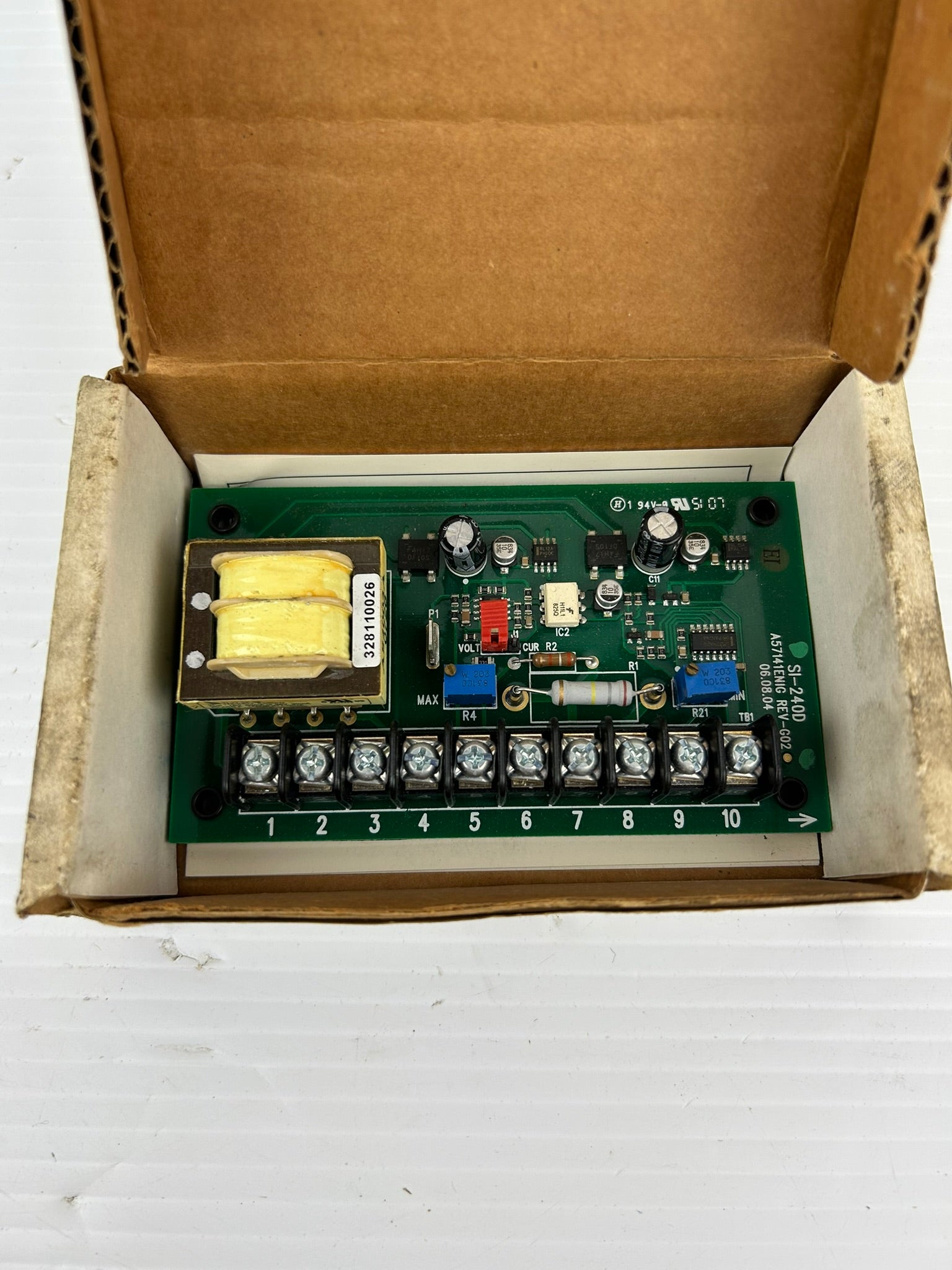 Baldor BC145 CN3000A31 Signal Isolator Circuit Board 115/230VAC 50/60Hz DIN Rail