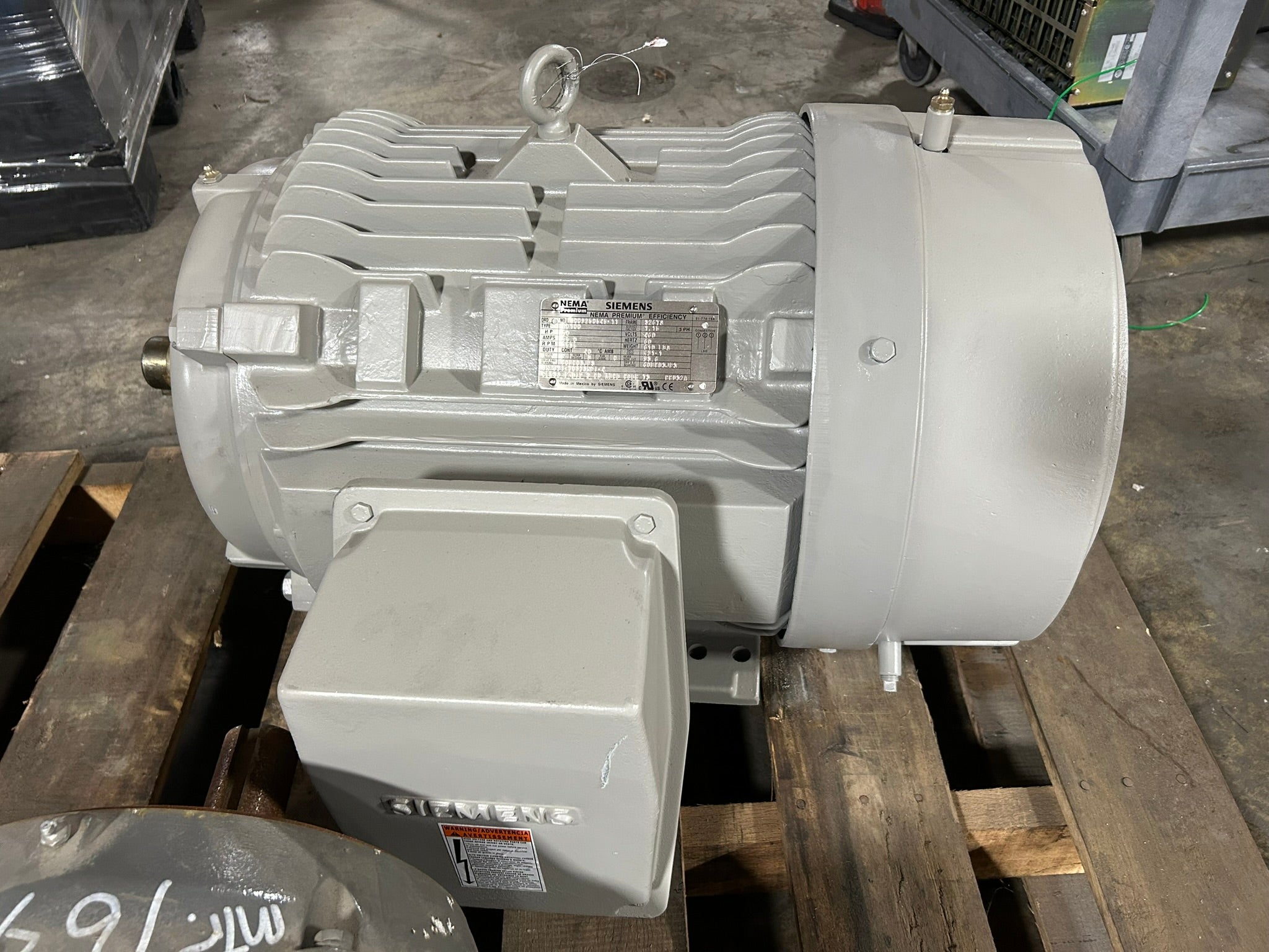 Siemens SD100 Premium AC Electric Motor 3009250545-11 3PH 50 HP 3535 RPM