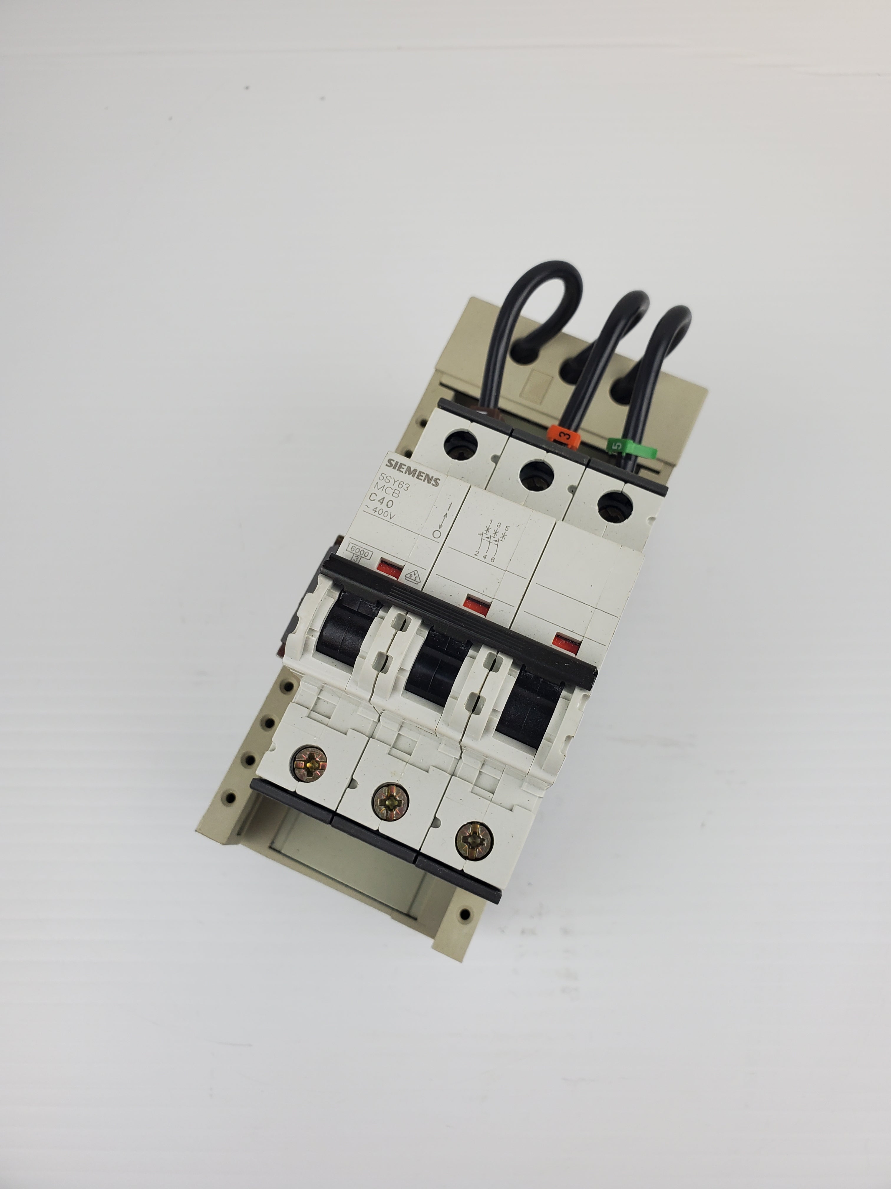 Rittal SV9627.000 Mini pls geraeteadapter With Siemens 5SY62 Circuit Breaker
