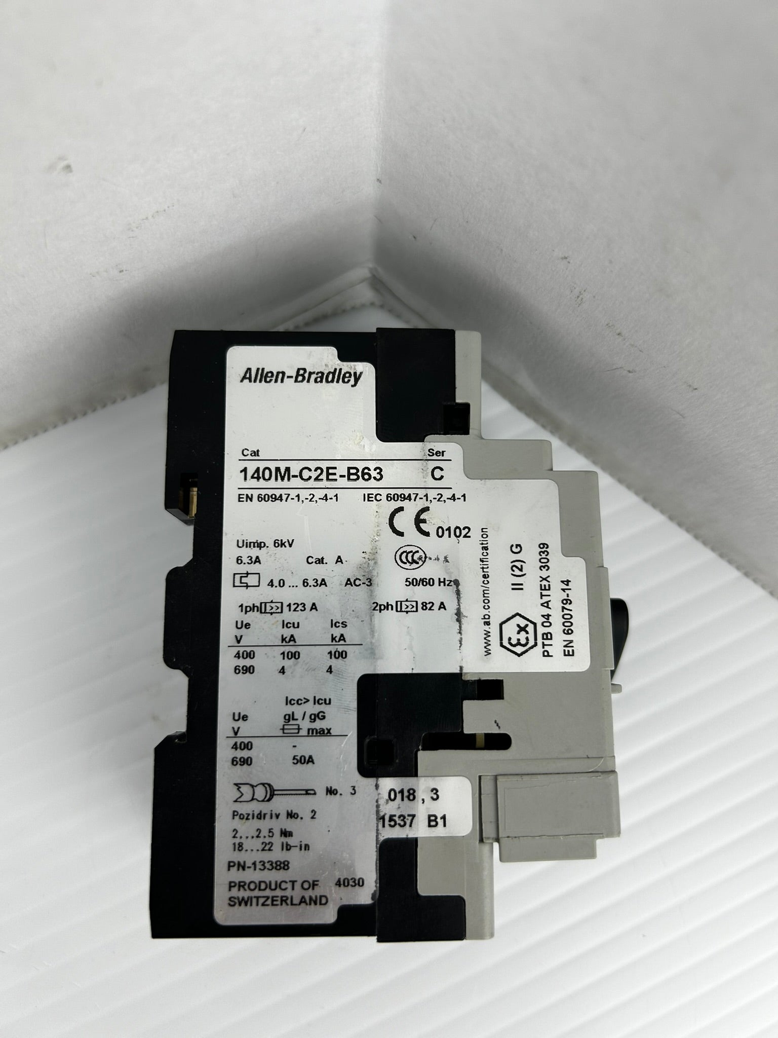 Allen-Bradley 140M-C2E-B63 Motor Protector Circuit Breaker Ser. C 690V 50A 2PH