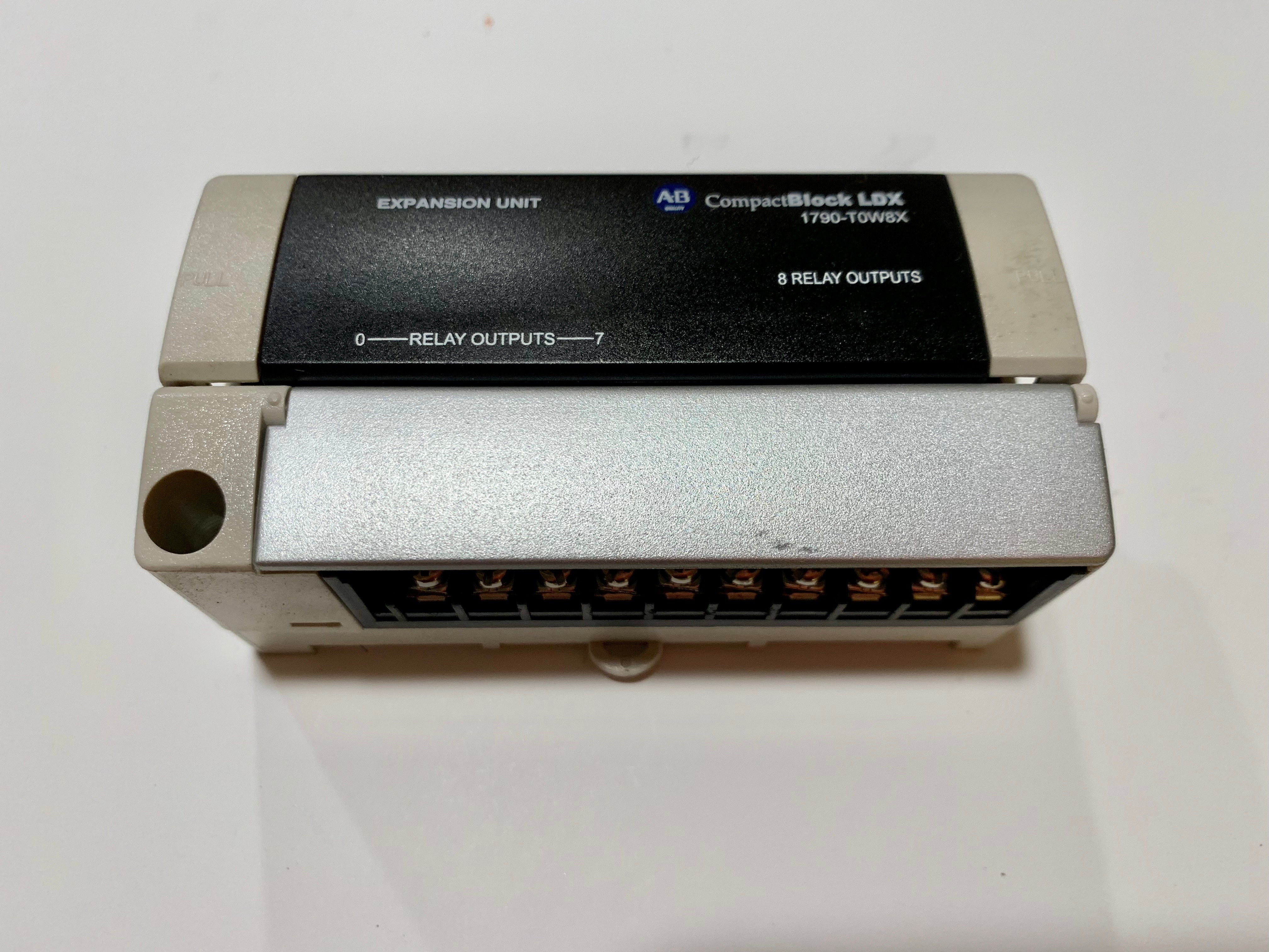 Allen-Bradley LDX 1790-T0W8X Compact Block