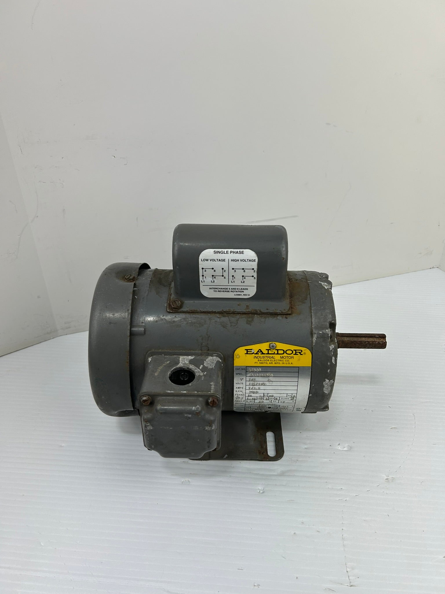 Baldor L3503 Industrial DC Motor 1/2 HP 115/230 Volts 7/3.5 Amps 3450 RPM 1PH