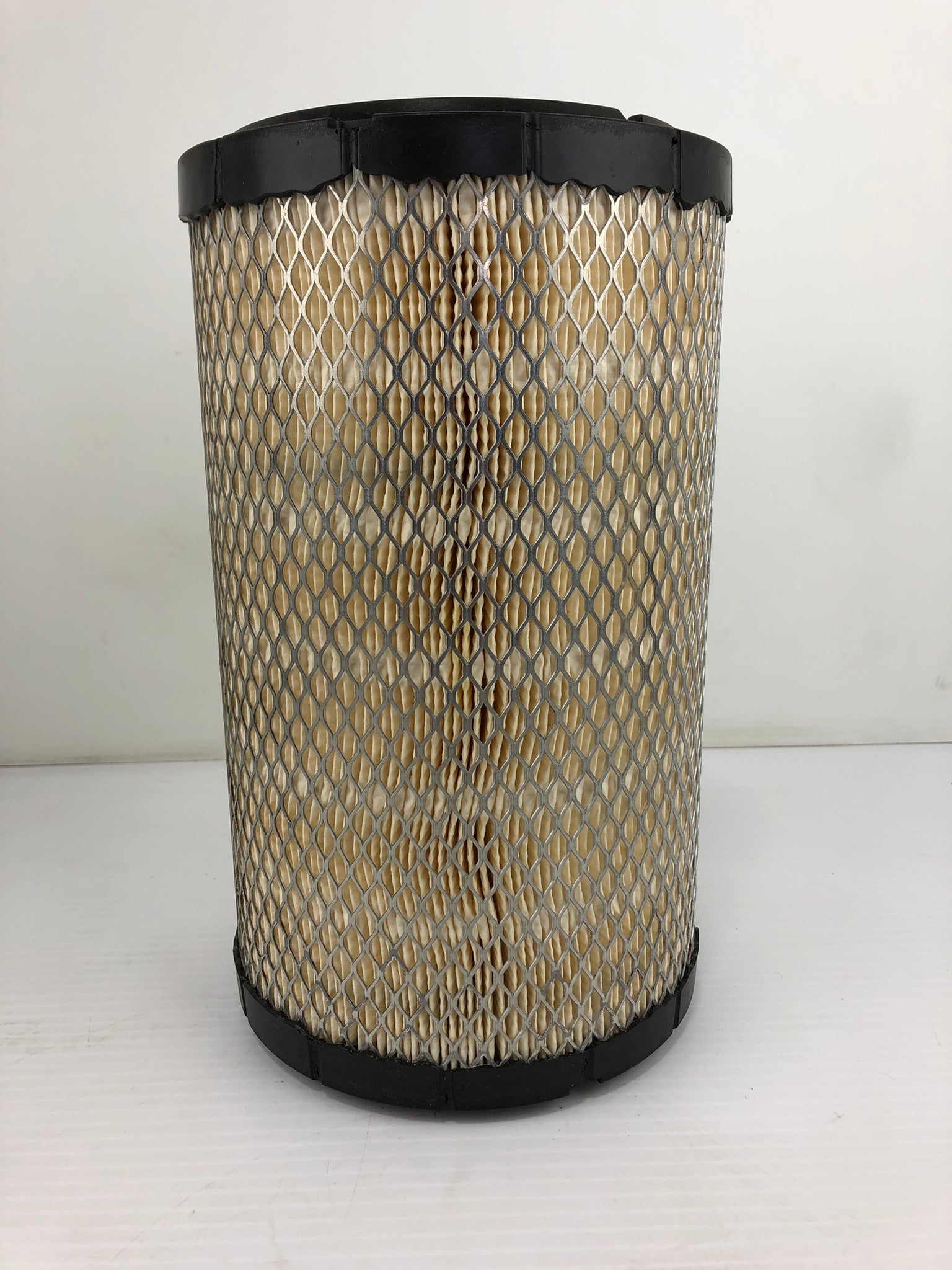 Donaldson P536733 Primary Radial Seal Air Filter