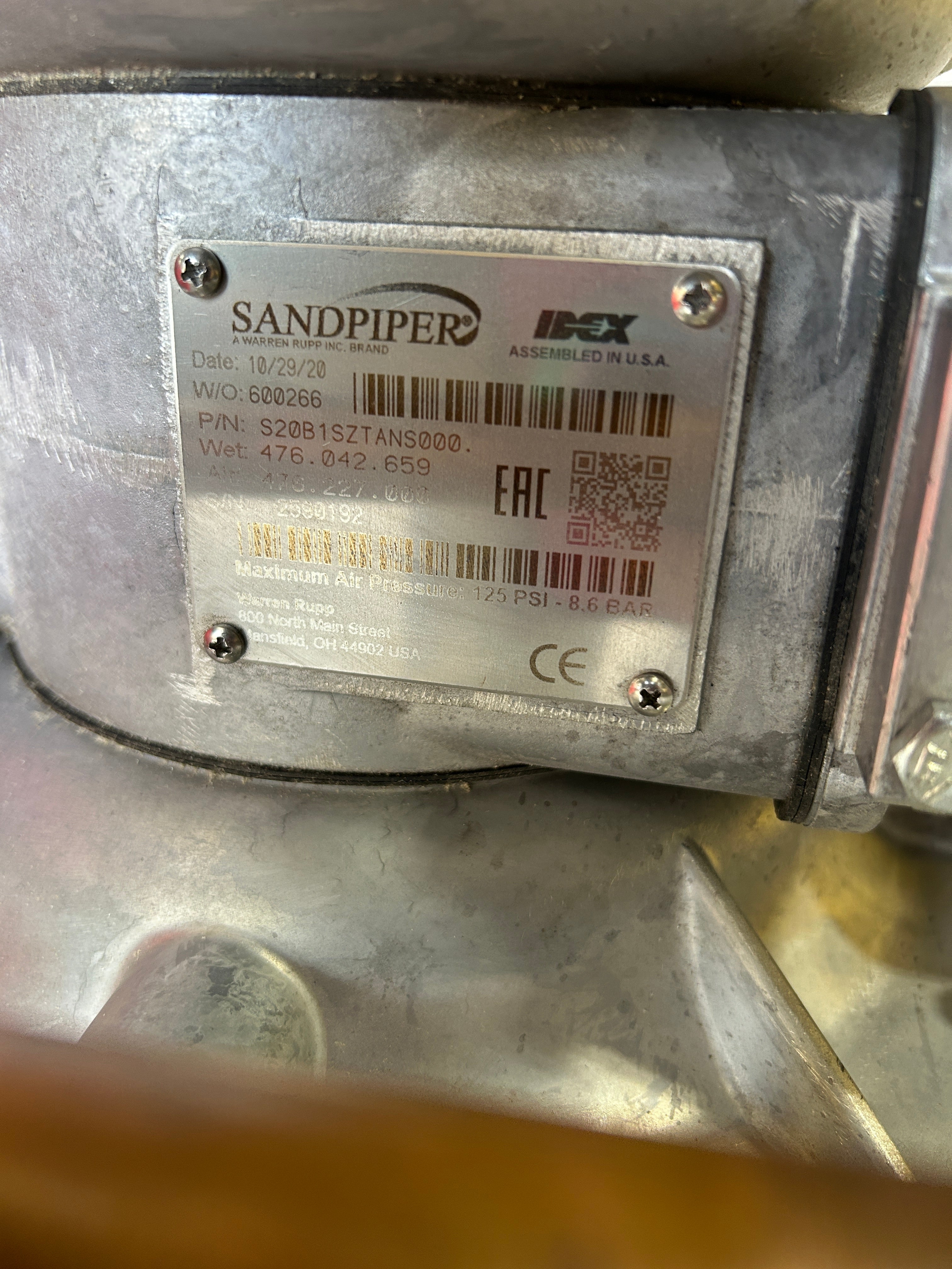 Warren Rupp Sandpiper S20B1SZTANS000 Diaphragm Pump with Wall Mount Stand 125PSI